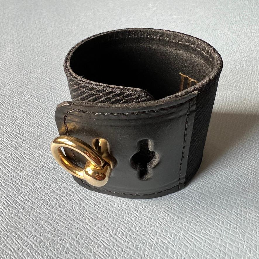 Modern Leather Bracelet Collier de Chien Wool Black Calfskin Gold Plated Brass For Sale