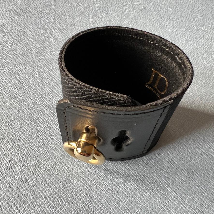 Leather Bracelet Collier de Chien Wool Black Calfskin Gold Plated Brass For Sale 2
