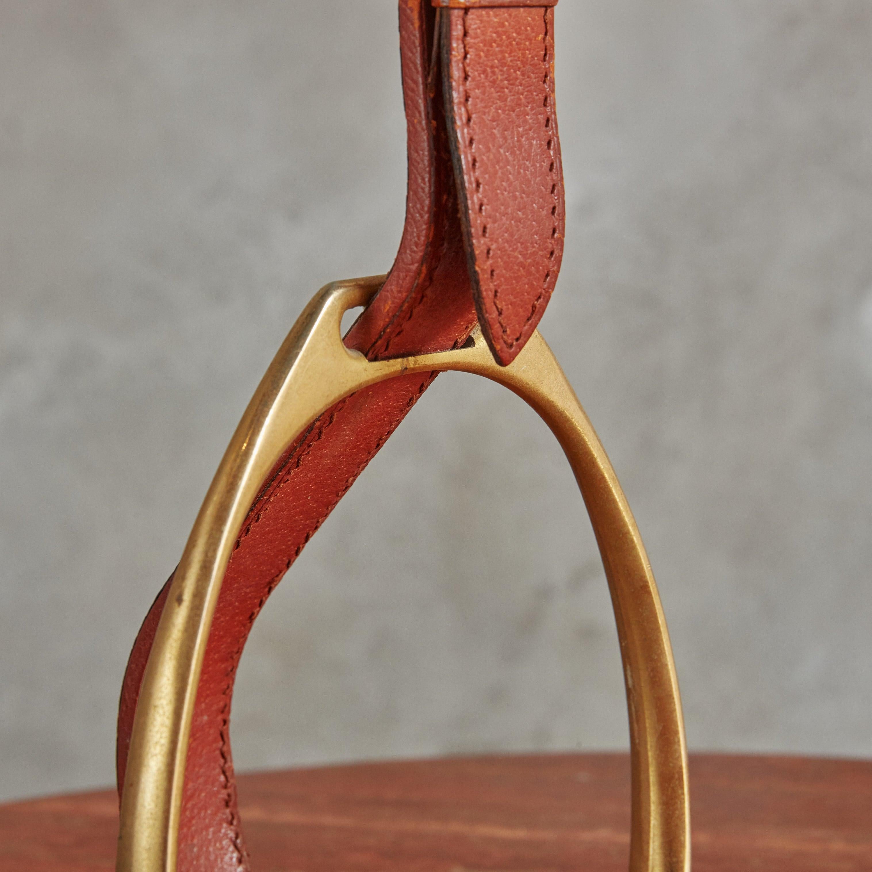 Tischlampe aus Leder + Messing von Longchamp, Frankreich 1950er Jahre im Angebot 2