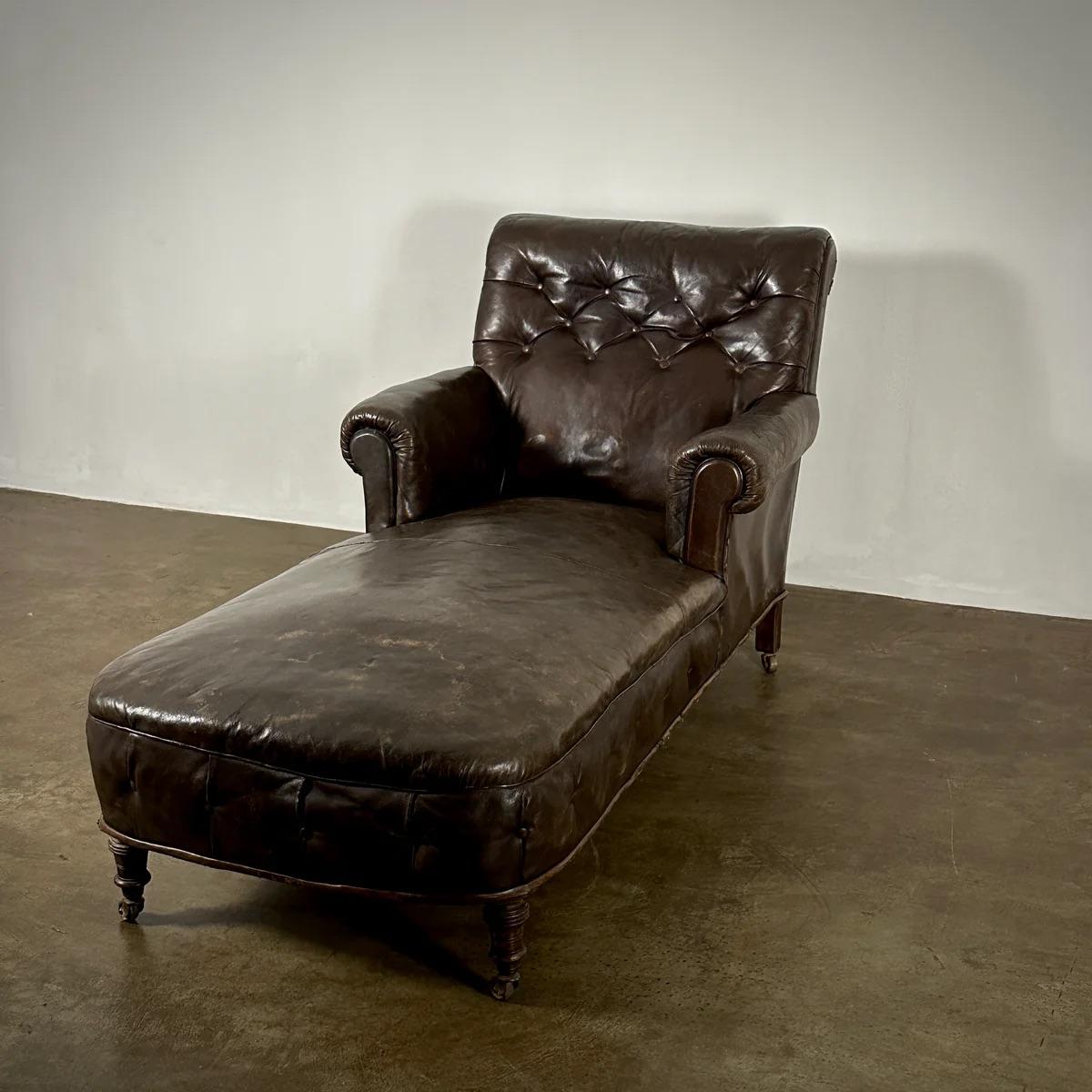 Late 19th Century Leather Buttoned Daybed For Sale