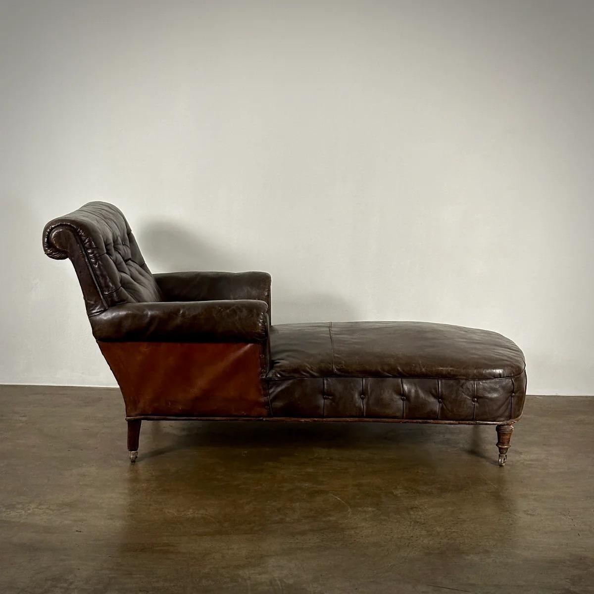 Leather Buttoned Daybed For Sale 2