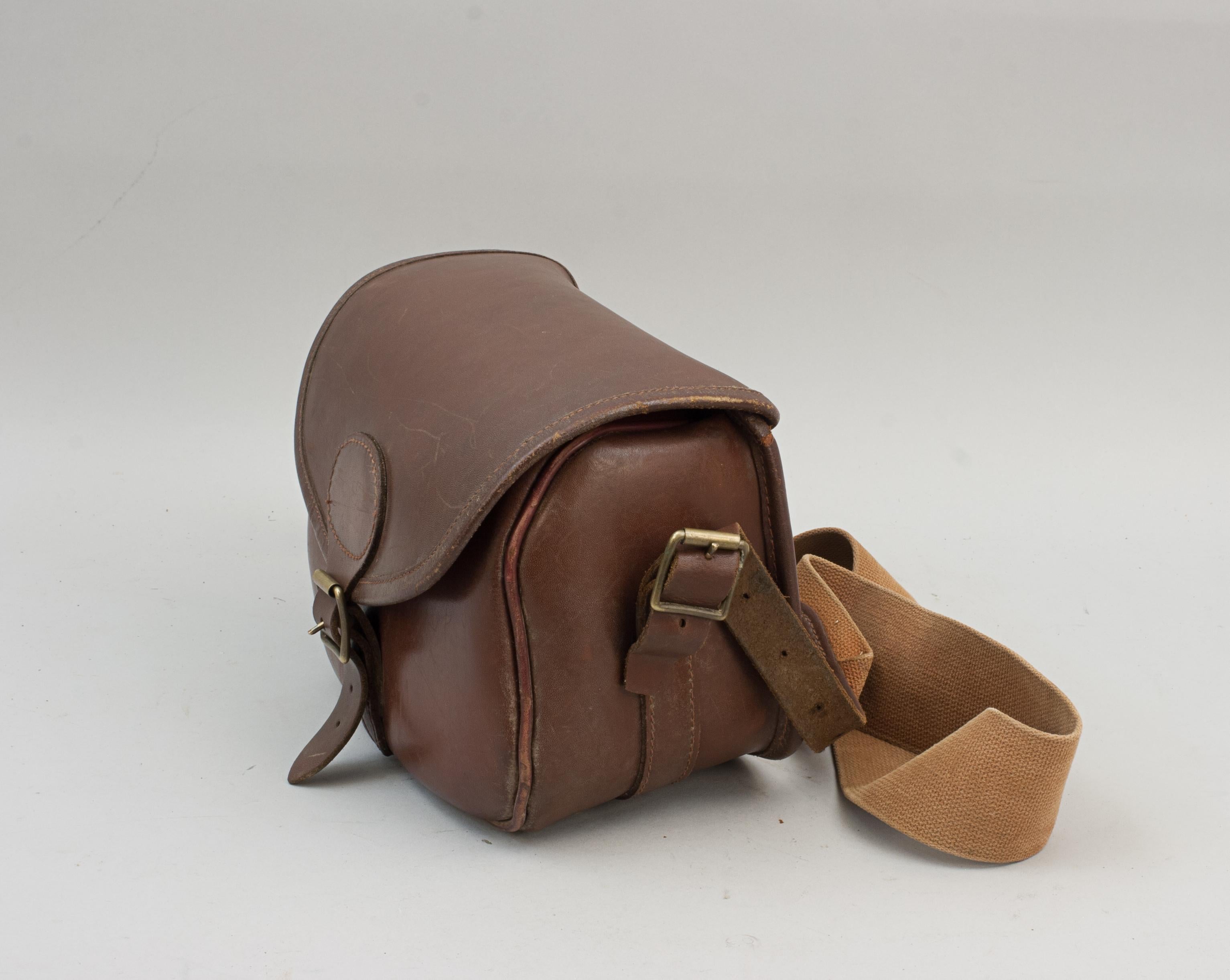 British Leather Cartridge Bag For Sale