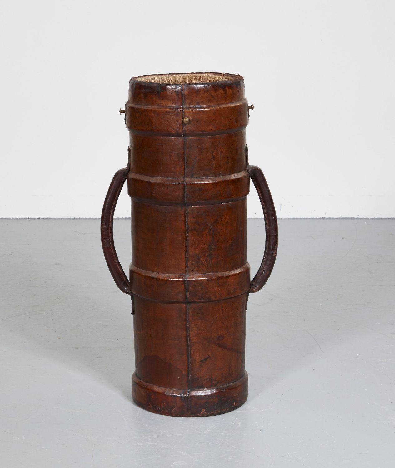 Leather Cartridge Carrier In Good Condition In Greenwich, CT
