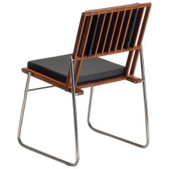 Chaise en cuir avec acier inoxydable et bois