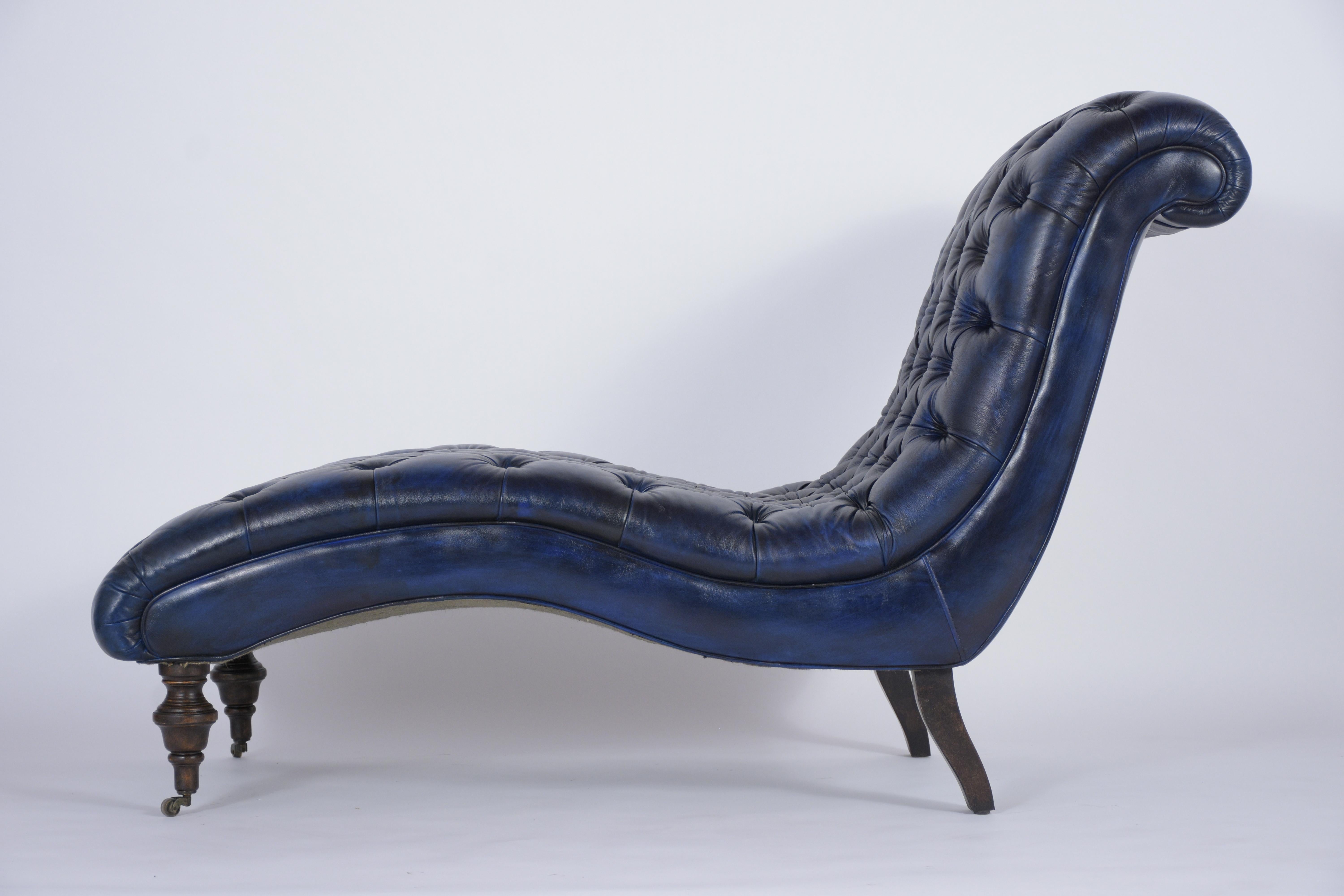 Foam Tufted Chaise Lounge