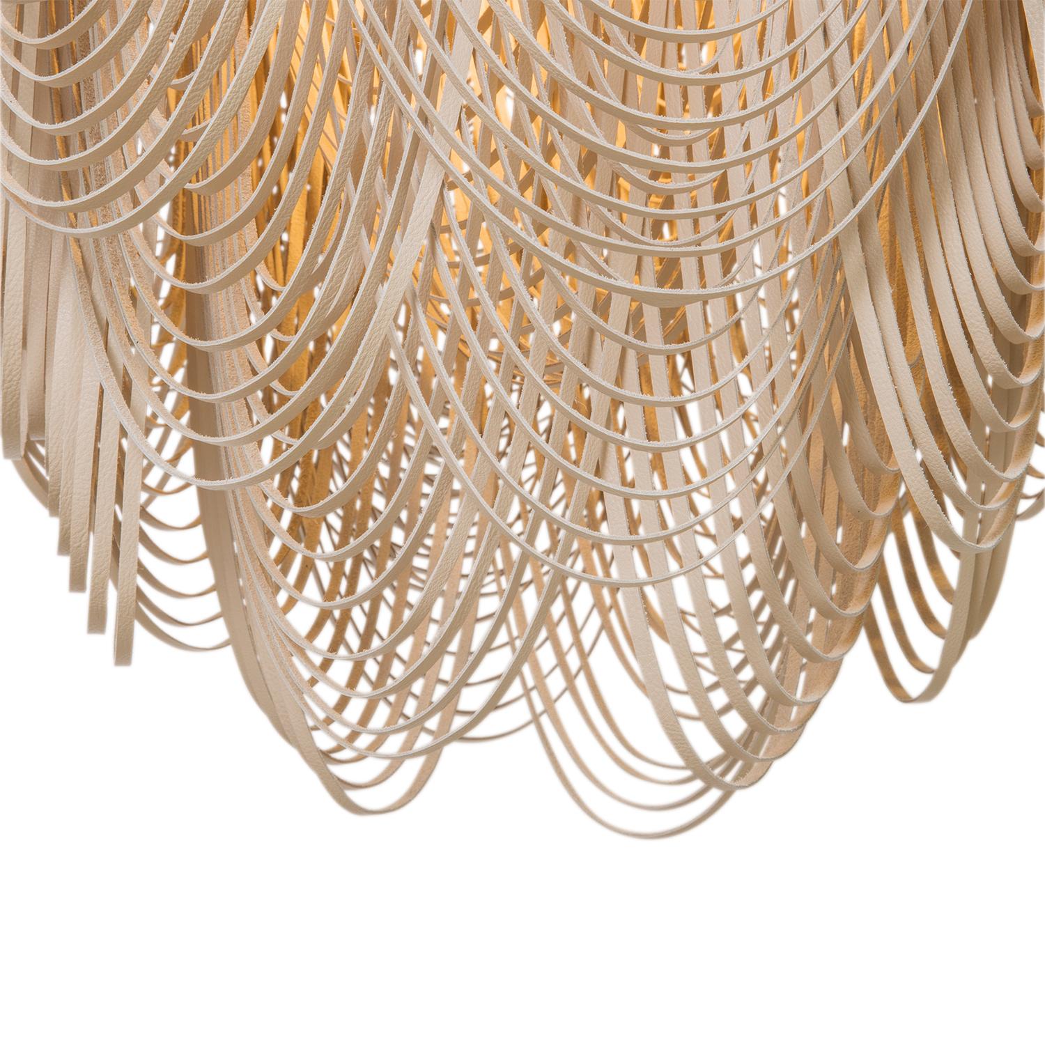 Cuir Lustre en cuir - Extra Large Whisper with Crown en cuir pierre crème en vente