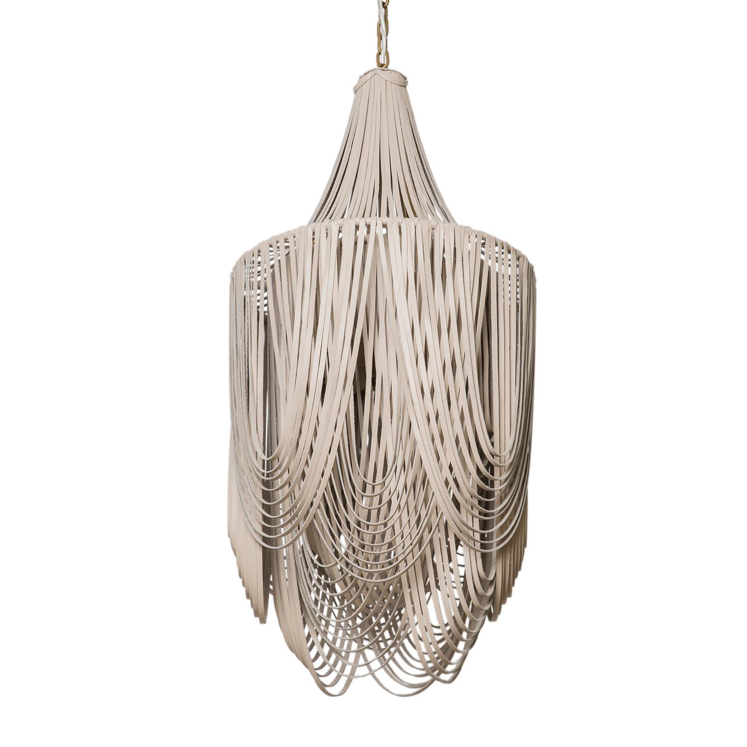 Sud-africain Lustre en cuir - Petit rond Whisper avec couronne en cuir pierre-crème en vente