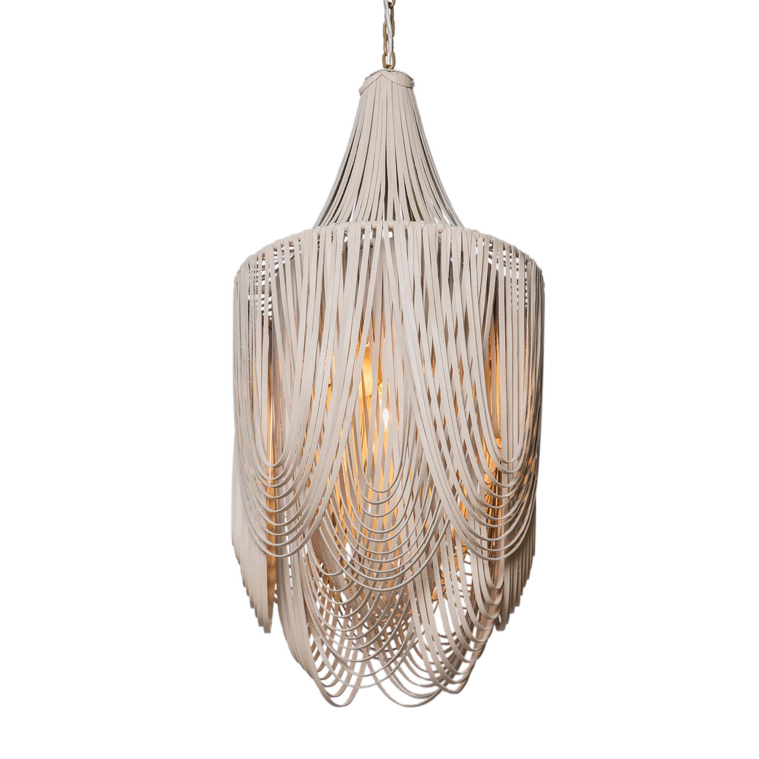 Fait main Lustre en cuir - Petit rond Whisper avec couronne en cuir pierre-crème en vente