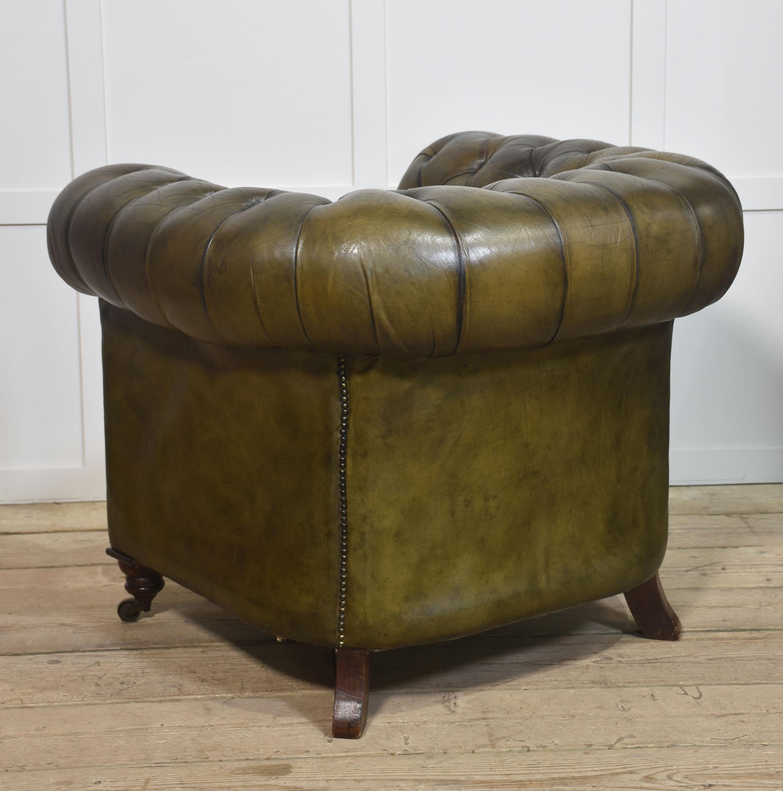 Sedia club Chesterfield in pelle In condizioni buone in vendita a Cheshire, GB