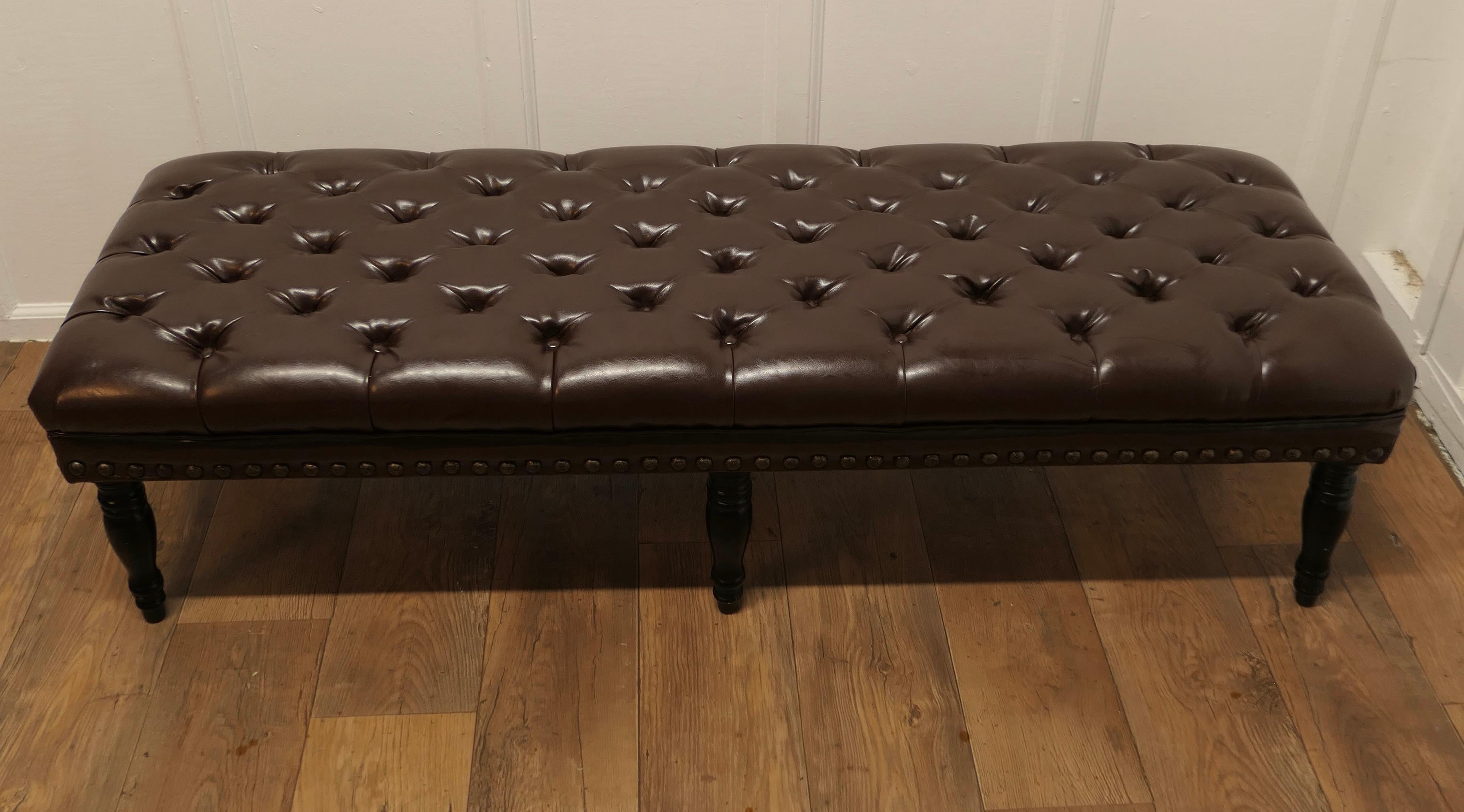 Leather Chesterfield Long Hearth Stool or Window Seat    In Good Condition In Chillerton, Isle of Wight