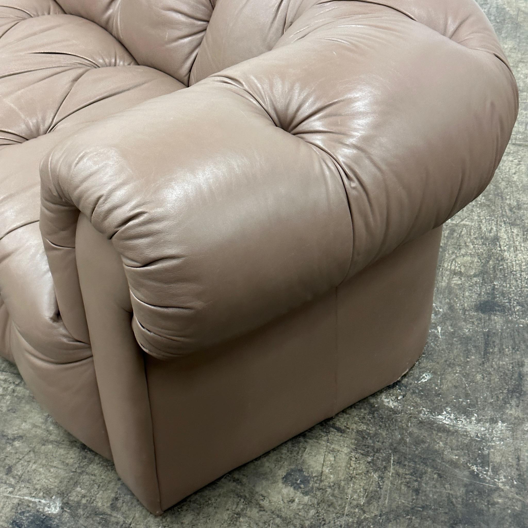 Chesterfield-Sofa aus Leder von Drexel im Angebot 1