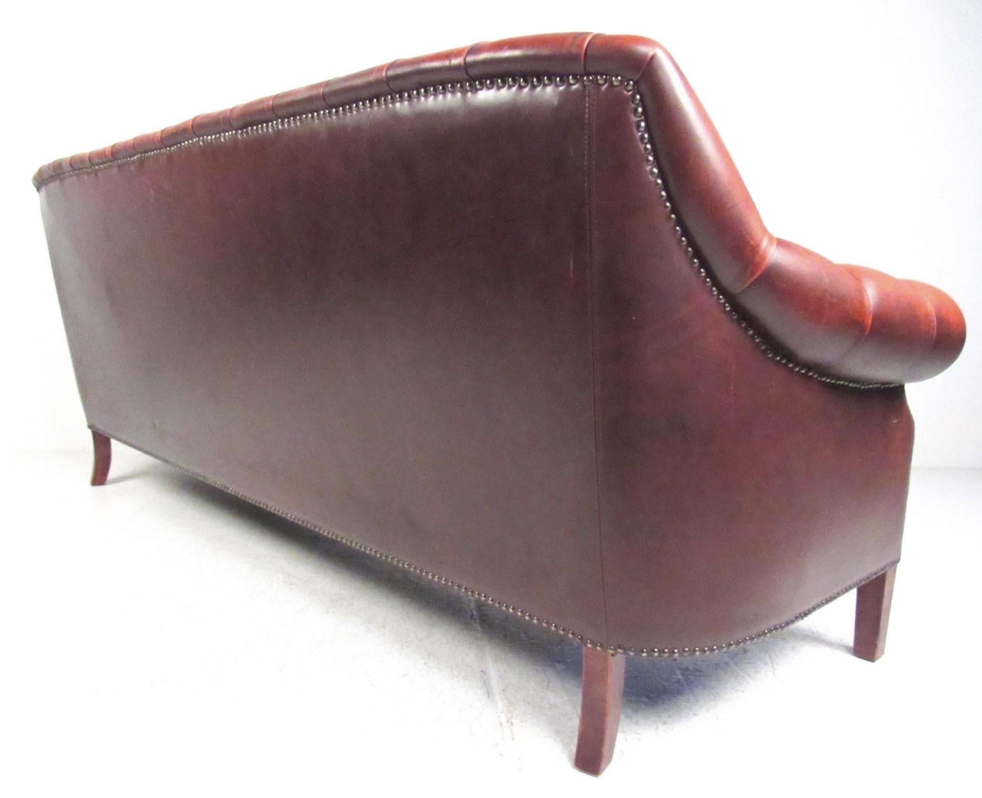 Canapé Chesterfield Bon état - En vente à Brooklyn, NY