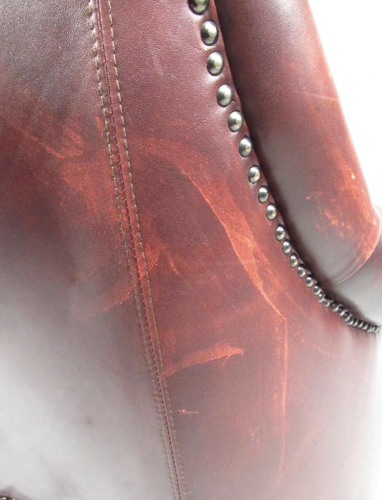 Cuir Canapé Chesterfield en vente