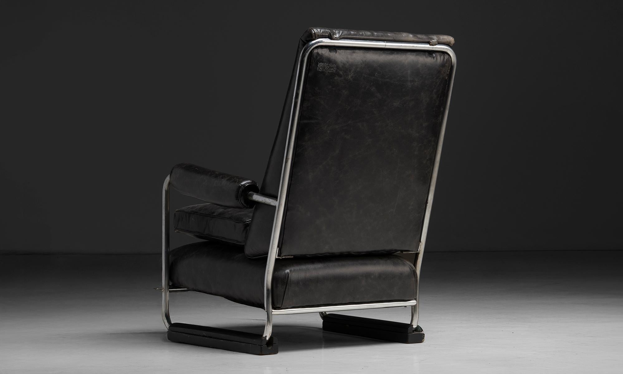 Milieu du XXe siècle Salon en cuir et en chrome, Amérique circa 1940 en vente