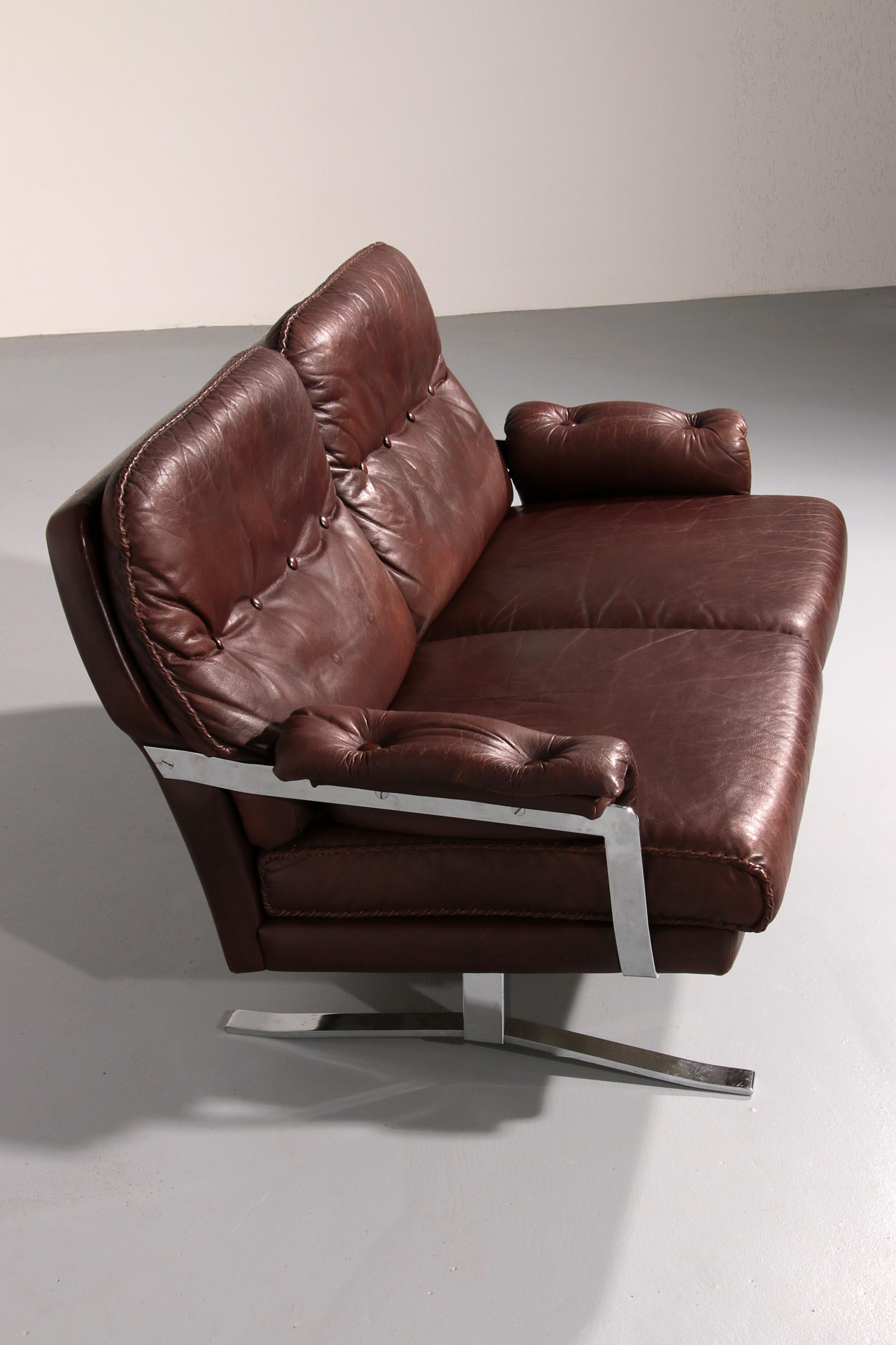 Leder & Chrom Sofa von Arne Norell Vintage 1960er Jahre im Zustand „Gut“ im Angebot in Oirlo, LI