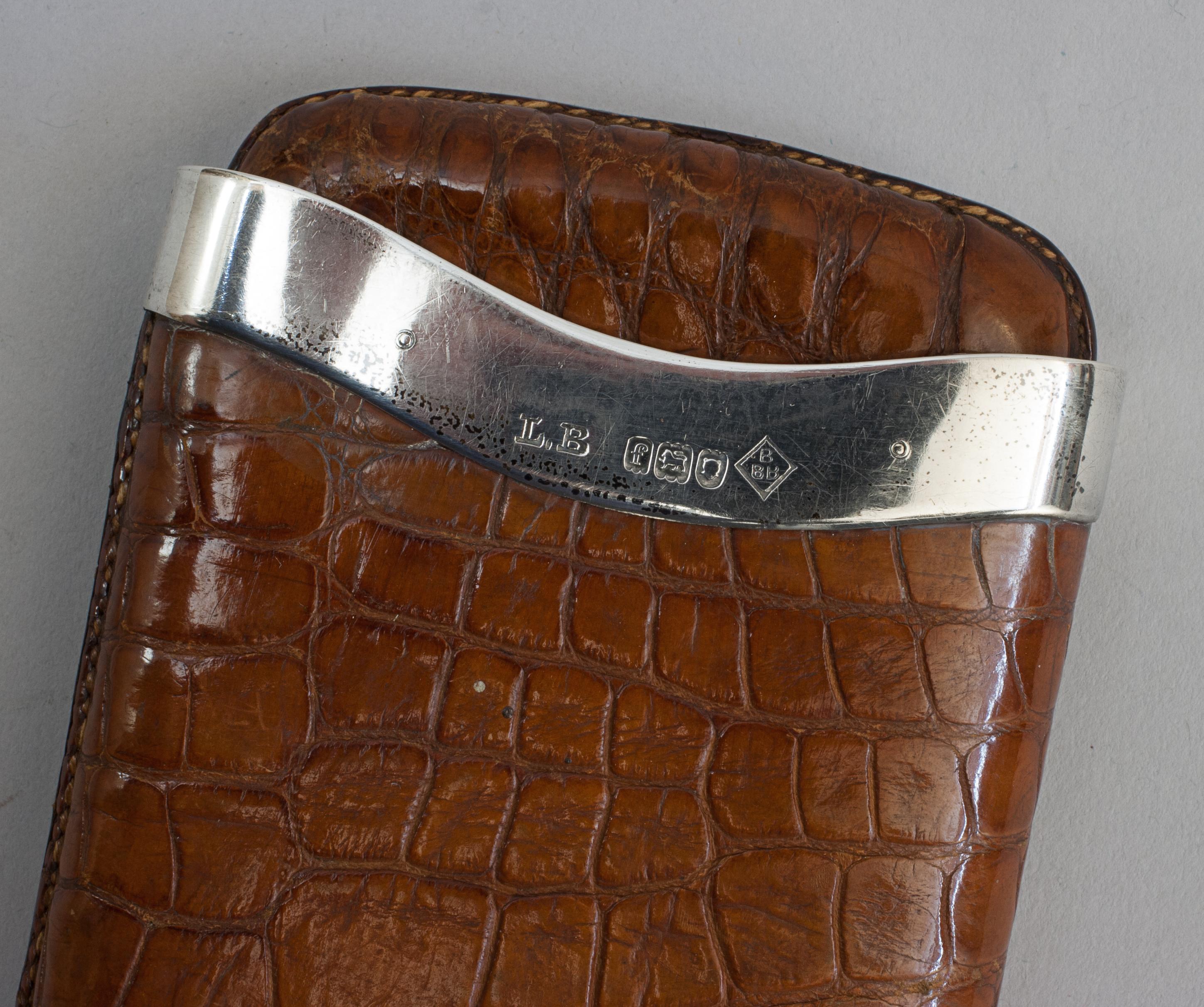 Leather Cigar Case With Silver Mount In Good Condition For Sale In Oxfordshire, GB