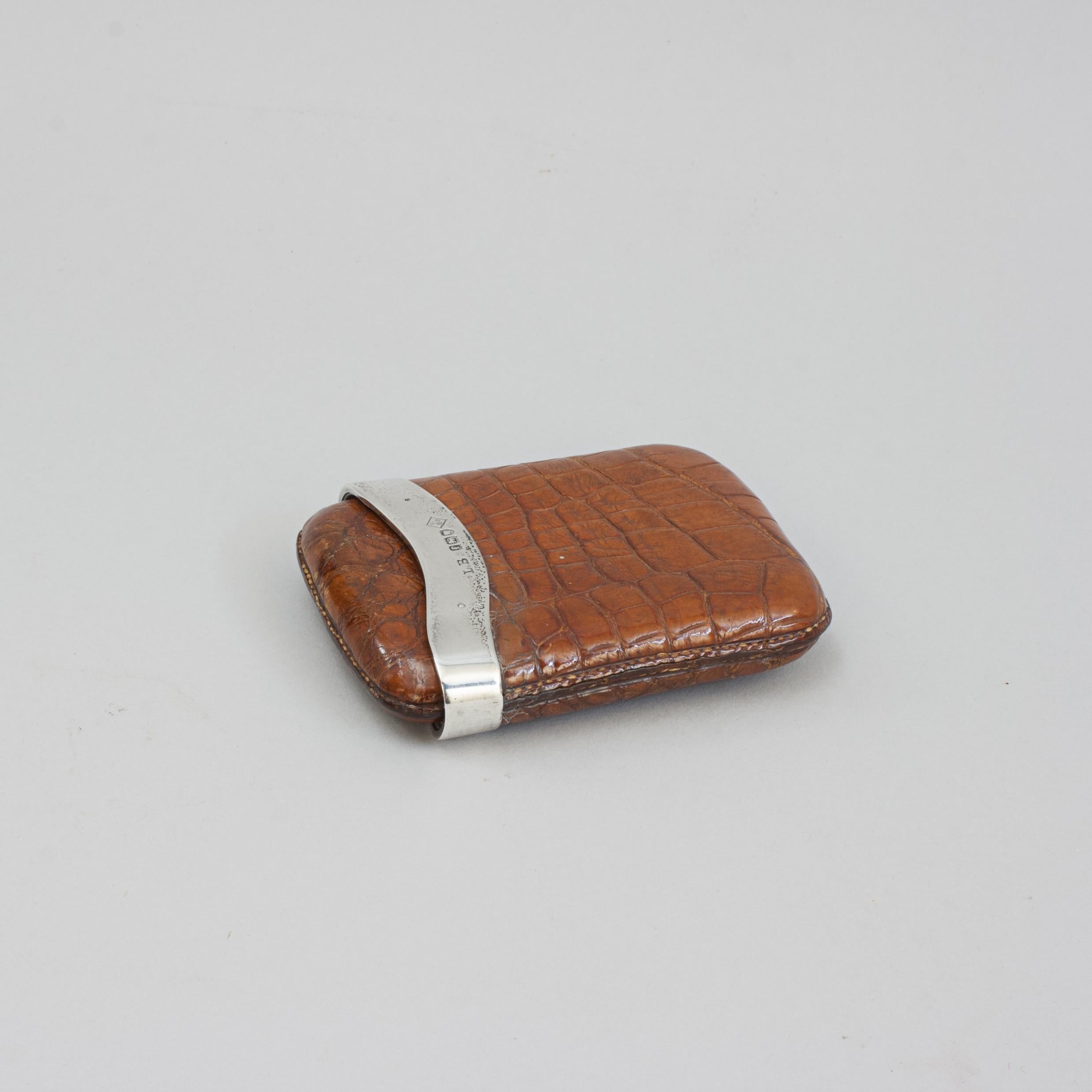 Leather Cigar Case With Silver Mount For Sale 3