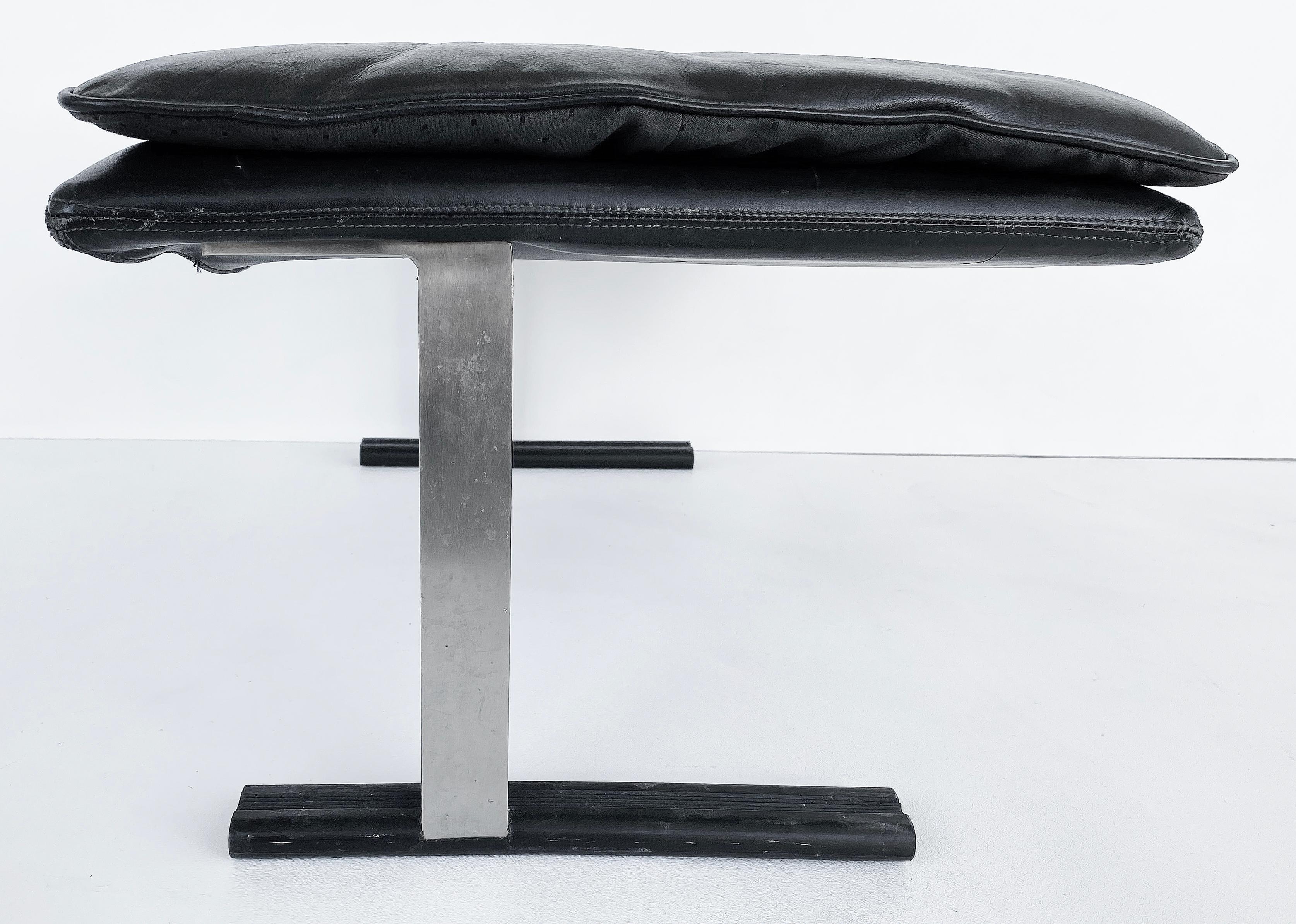 Italian Leather Club Chair & Ottoman Saporiti Italia Attributed, Low Profile Oversized For Sale
