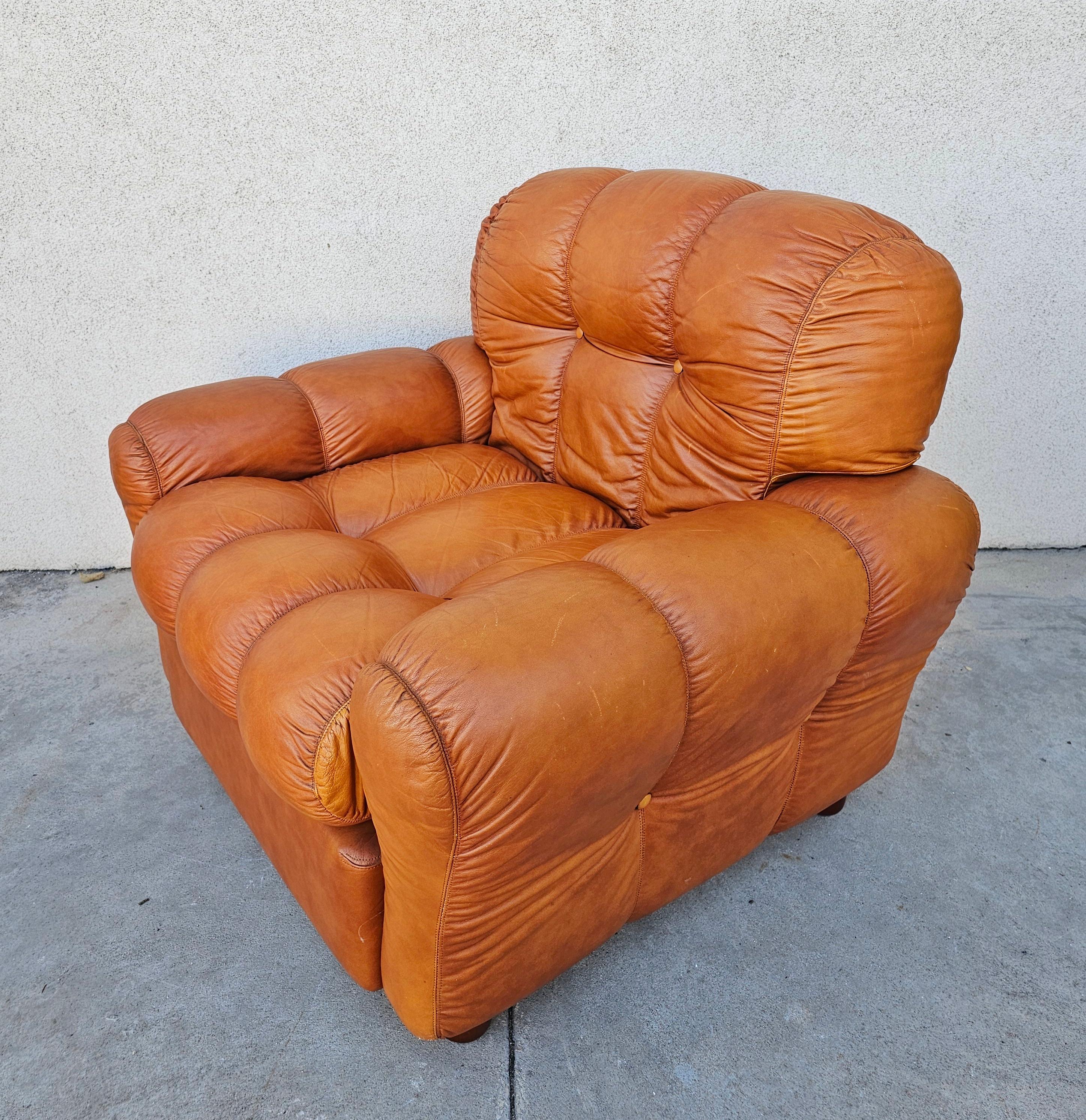 1 of 4 Leather Club Chairs done in cognac leather, Italy 1970s For Sale 7