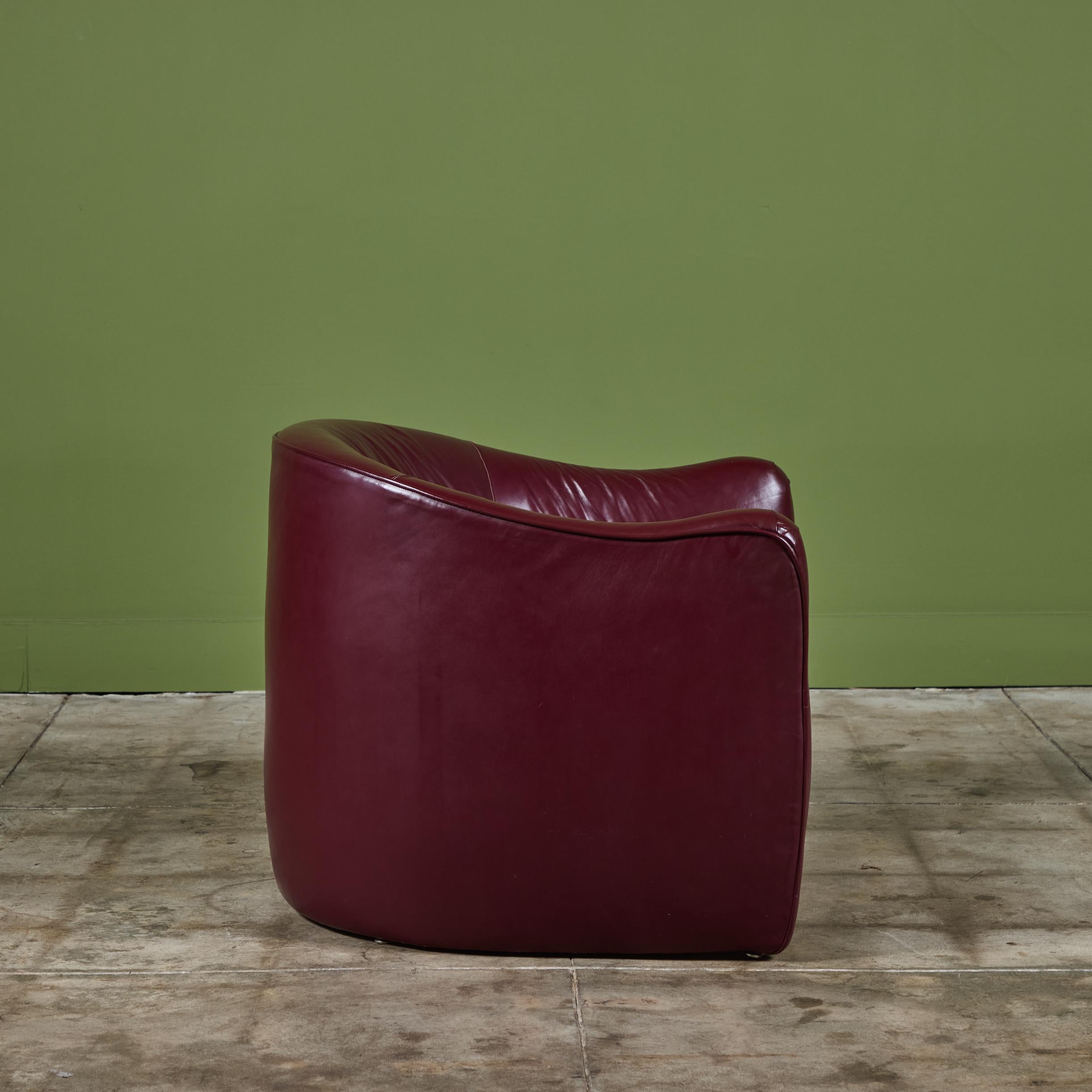 American Leather Club Lounge Chair by Metropolitan Furniture Co. For Sale