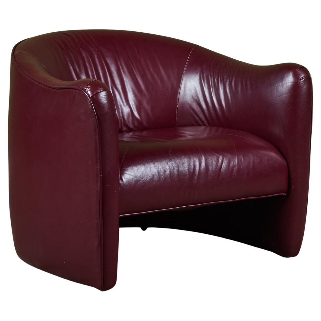 Sedia Club Lounge in pelle di Metropolitan Furniture Co.