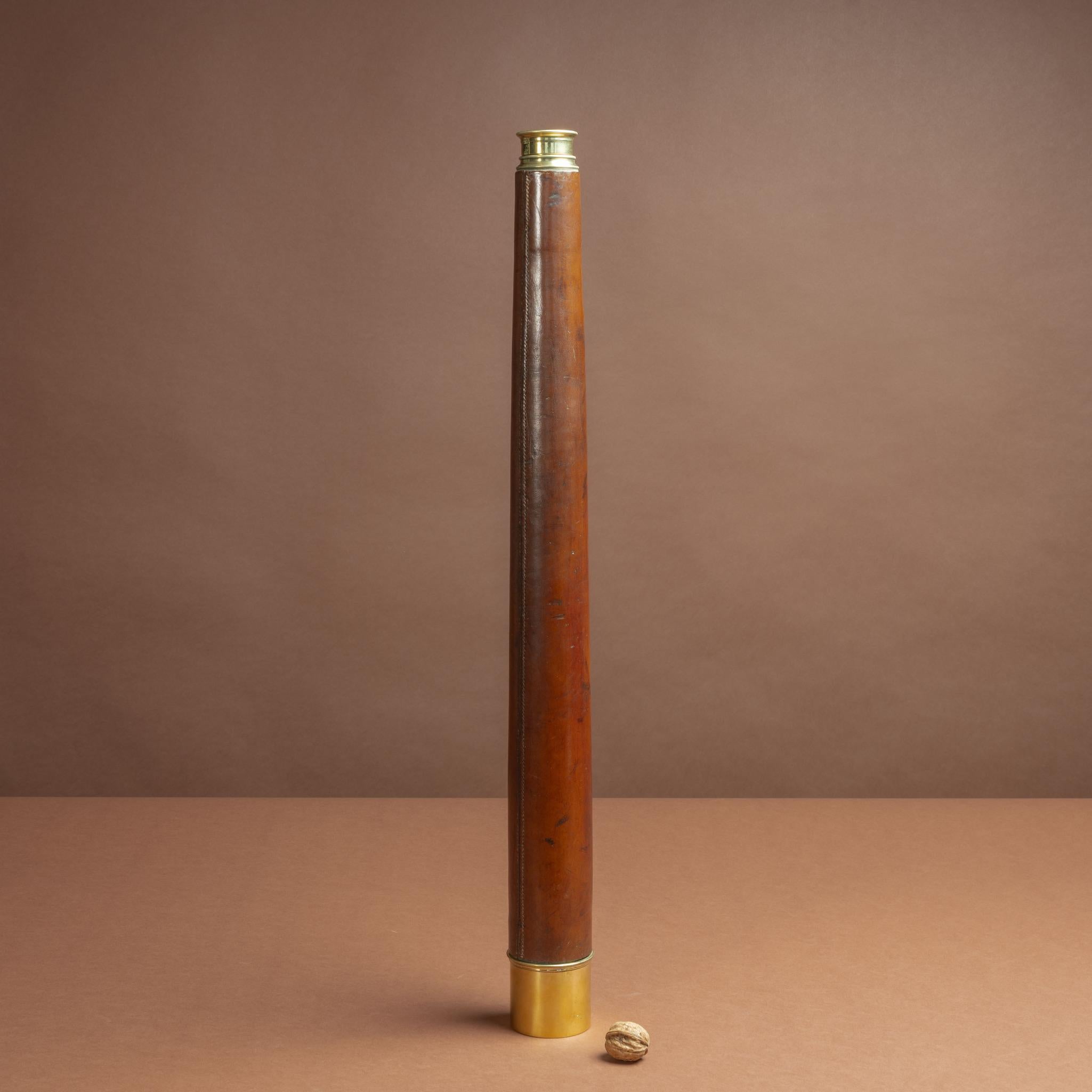 A fine English early twentieth century brass single drawer hand held telescope with leather covering. Has sliding eyepiece lens cover. Circa 1910.

Max length 87.5 cm/34½ inches.
2¼ inch objective lens.


Bentleys are Members of LAPADA, the London