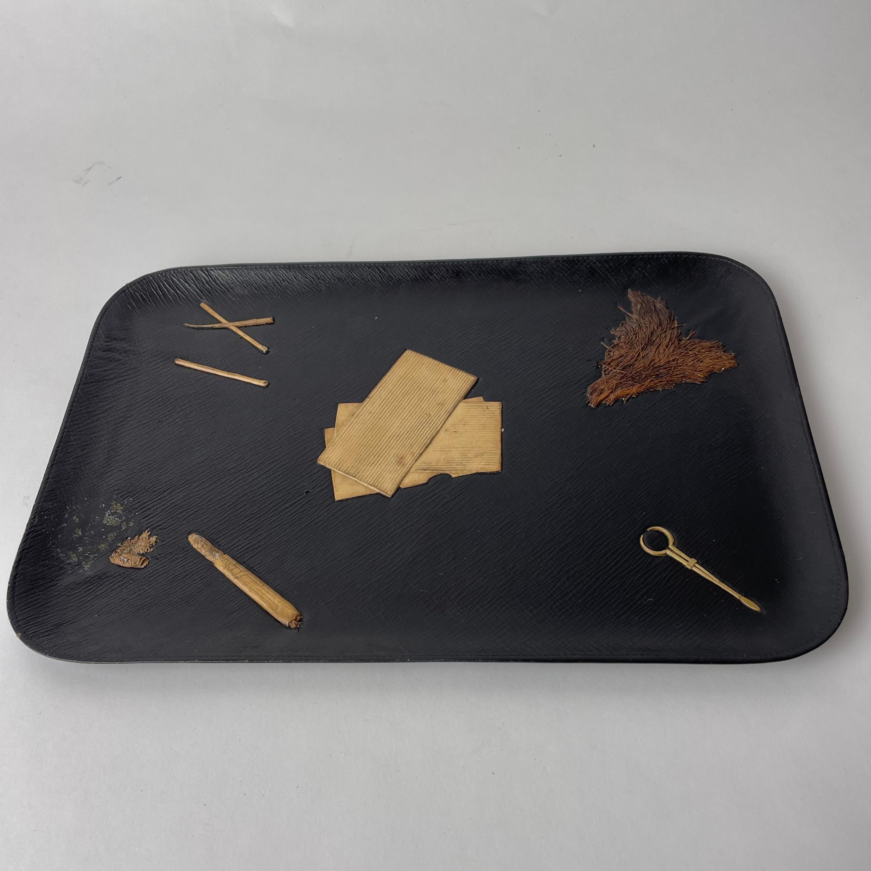 Austrian Leather-covered Desk Dish with Smoking Accessories from the early 20th Century For Sale