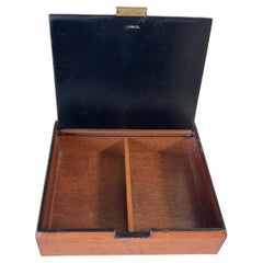 Boîte à tabac recouverte de cuir Wood Brown Jacques Adnet Style France 1940 by Lancel