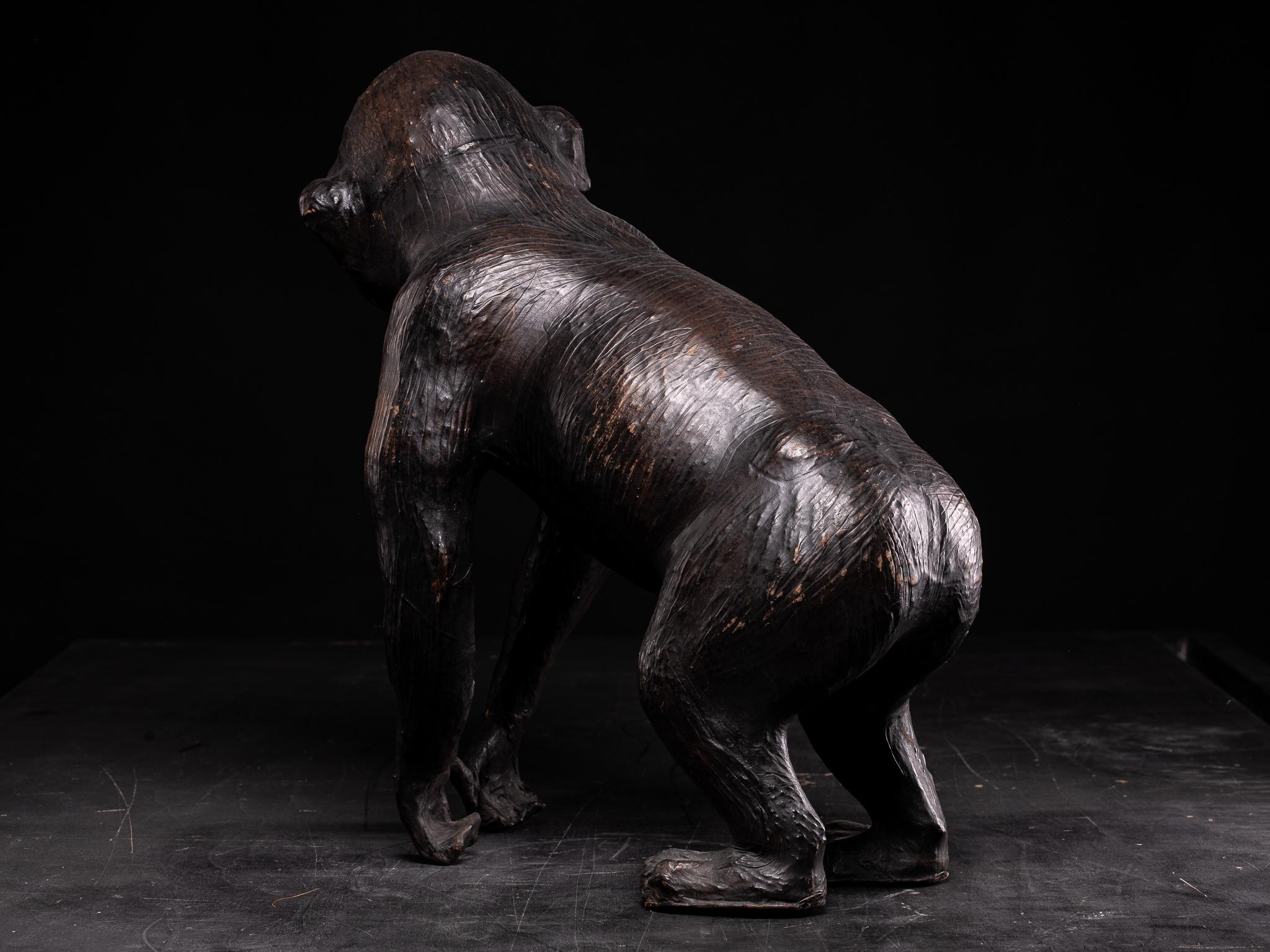 Leather Covered Walking Monkey Statue with Glass Eyes and Beautiful Age Patina In Good Condition For Sale In Leuven , BE