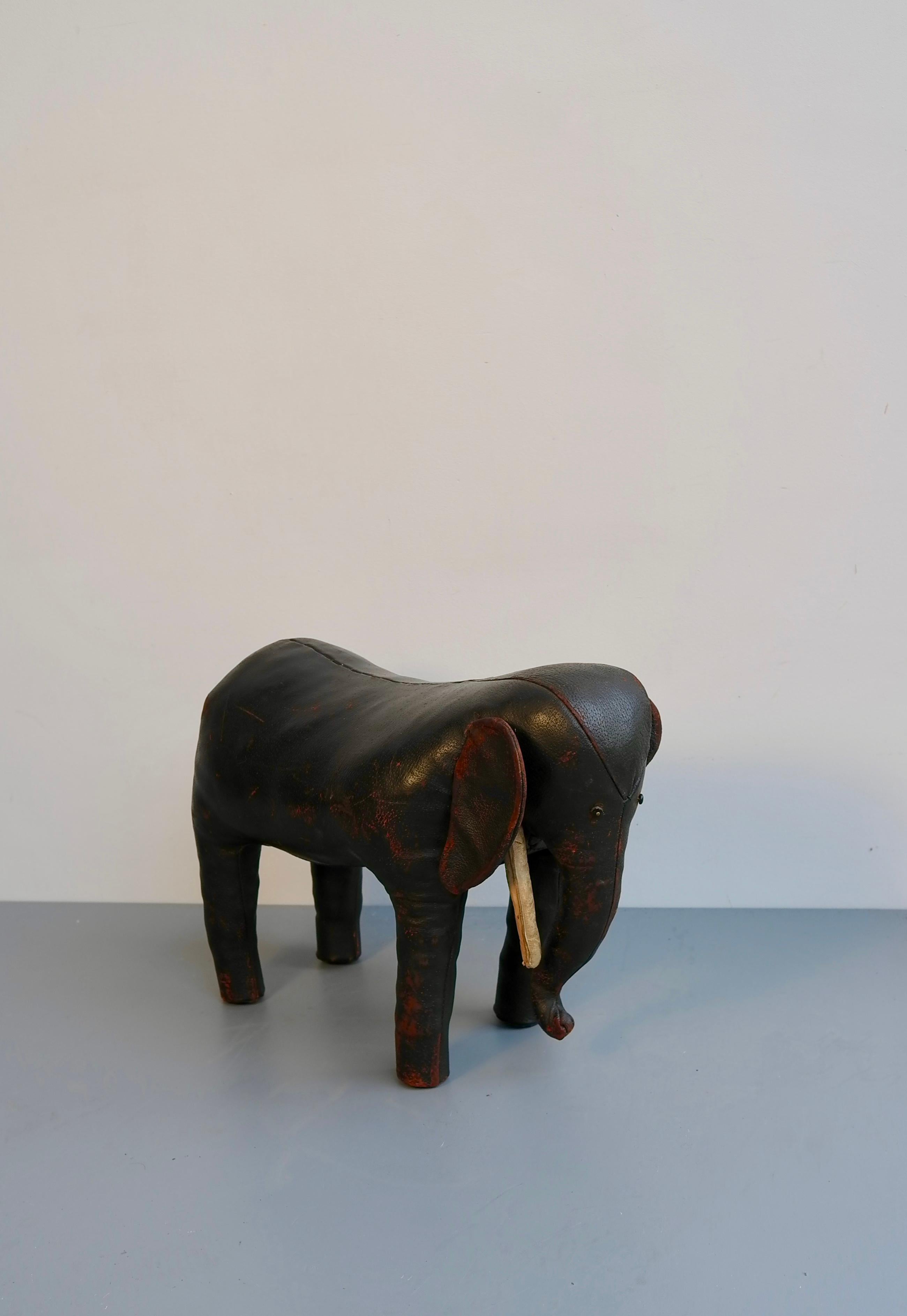 Leather Dark Brown Elephant by Dimitro Omersa for Abercrombie & Fitch, UK, 1960s For Sale 1