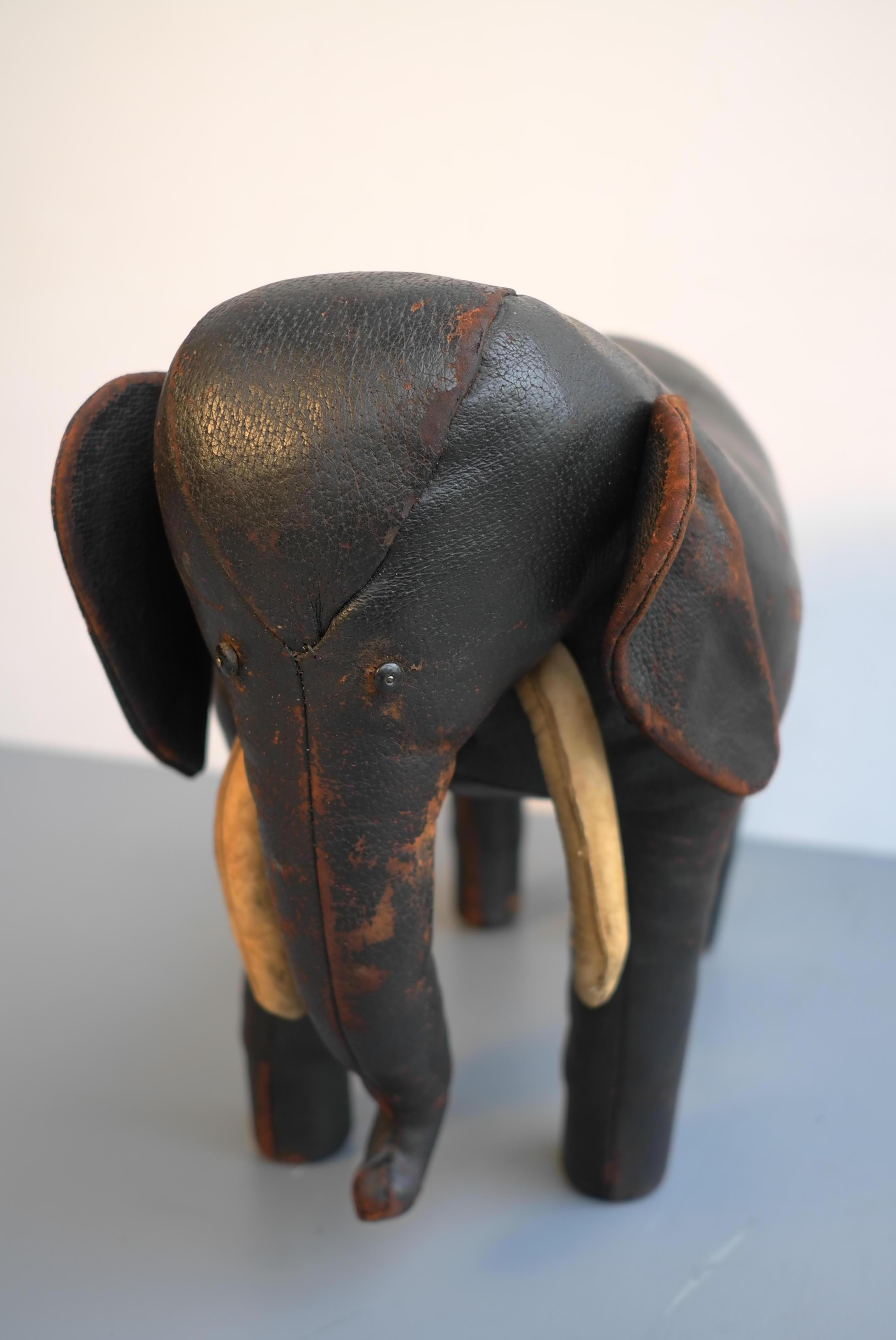 British Leather Dark Brown Elephant by Dimitro Omersa for Abercrombie & Fitch, UK, 1960s For Sale