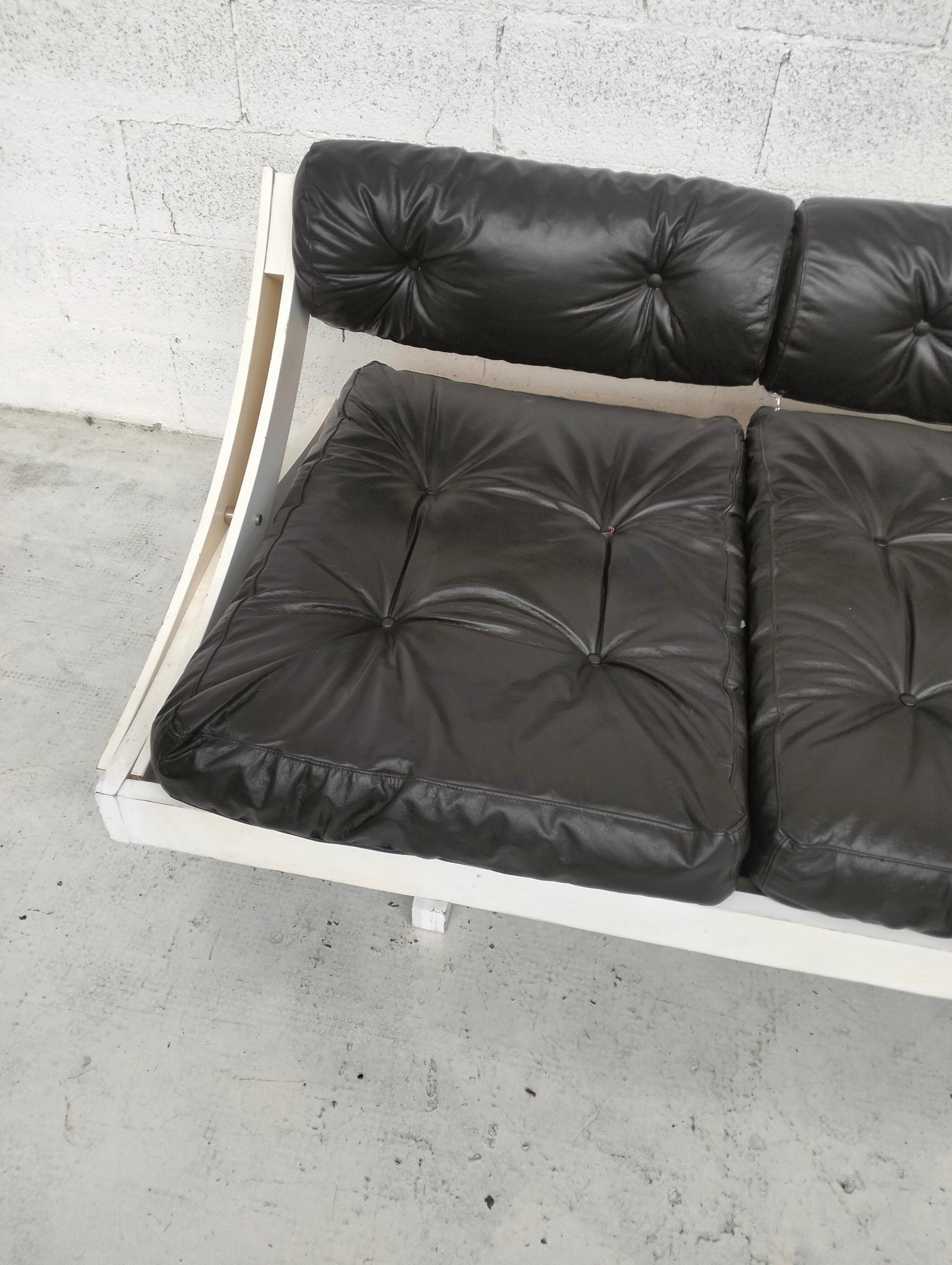 Leather daybed GS-195 model by Gianni Songia for Sormani - 60s In Good Condition In Padova, IT