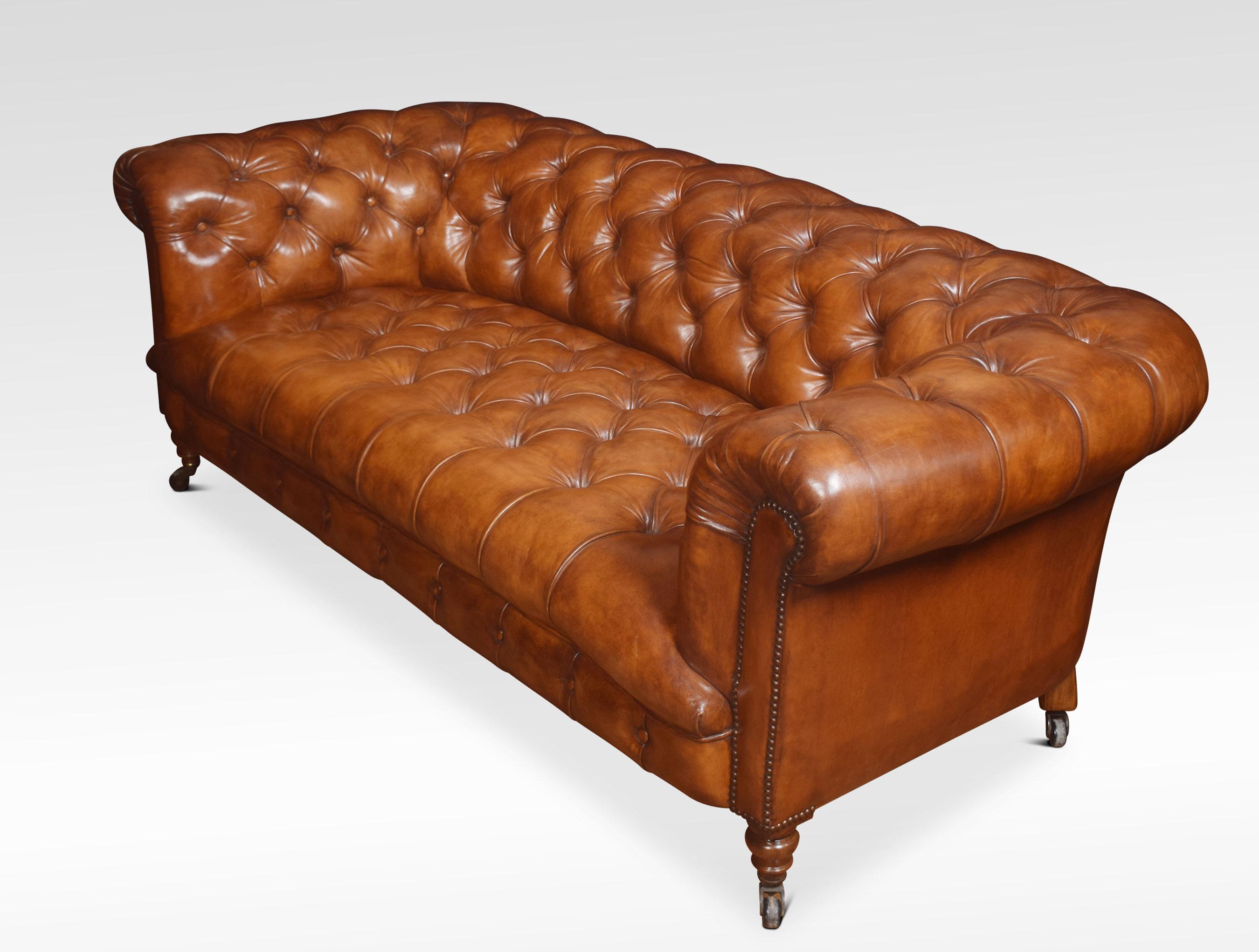 Leather Deep Buttoned Chesterfield In Good Condition In Cheshire, GB