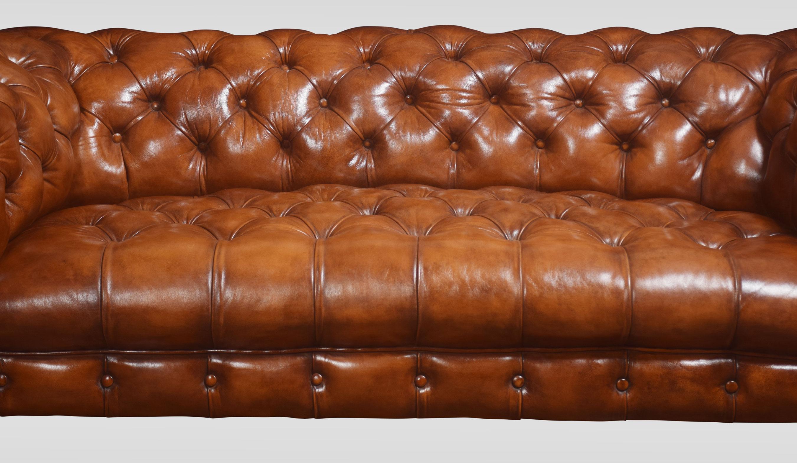 Leather Deep Buttoned Chesterfield 1