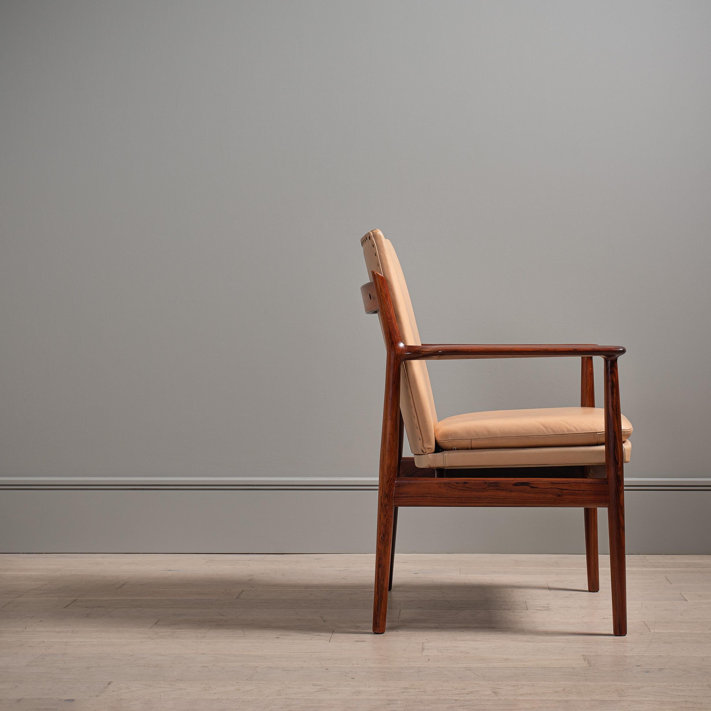 arne vodder armchair