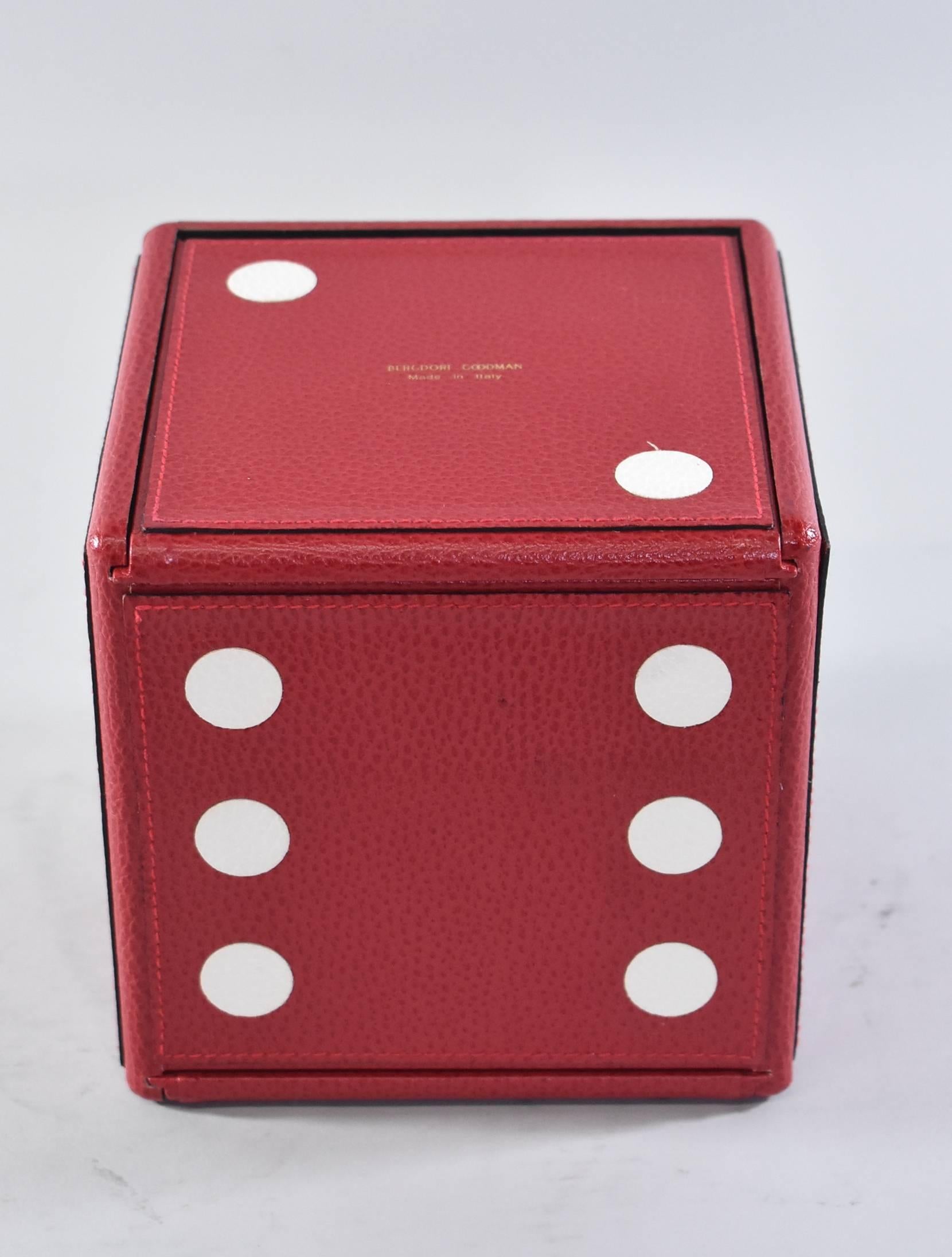 Boîte à jeux multiples en cuir style dés:: fabriquée en Italie:: Bergdorf Goodman Bon état à Toledo, OH