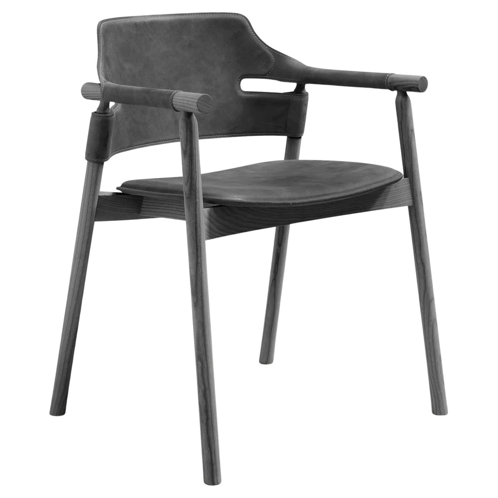 Fauteuil de salle à manger fabriqué sur commande en finition graphite