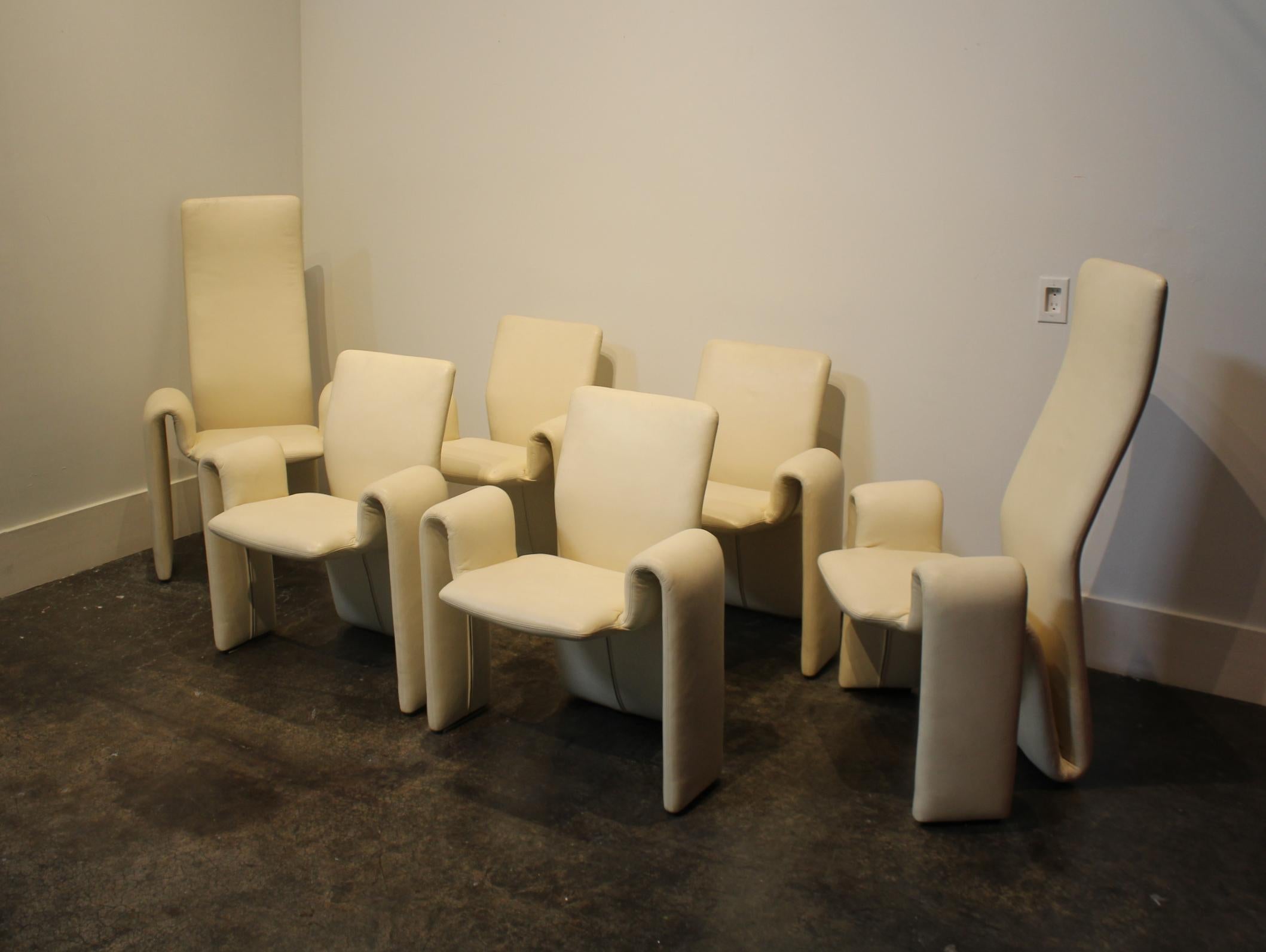 A rare six-piece set of off-white dining chairs designed by Steve Leonard for Brayton International in the 1970s. Sinuous shape is evocative of the futuristic designs of Olivier Mourgue or Pierre Paulin. Back has a bit of flex to it, making it a