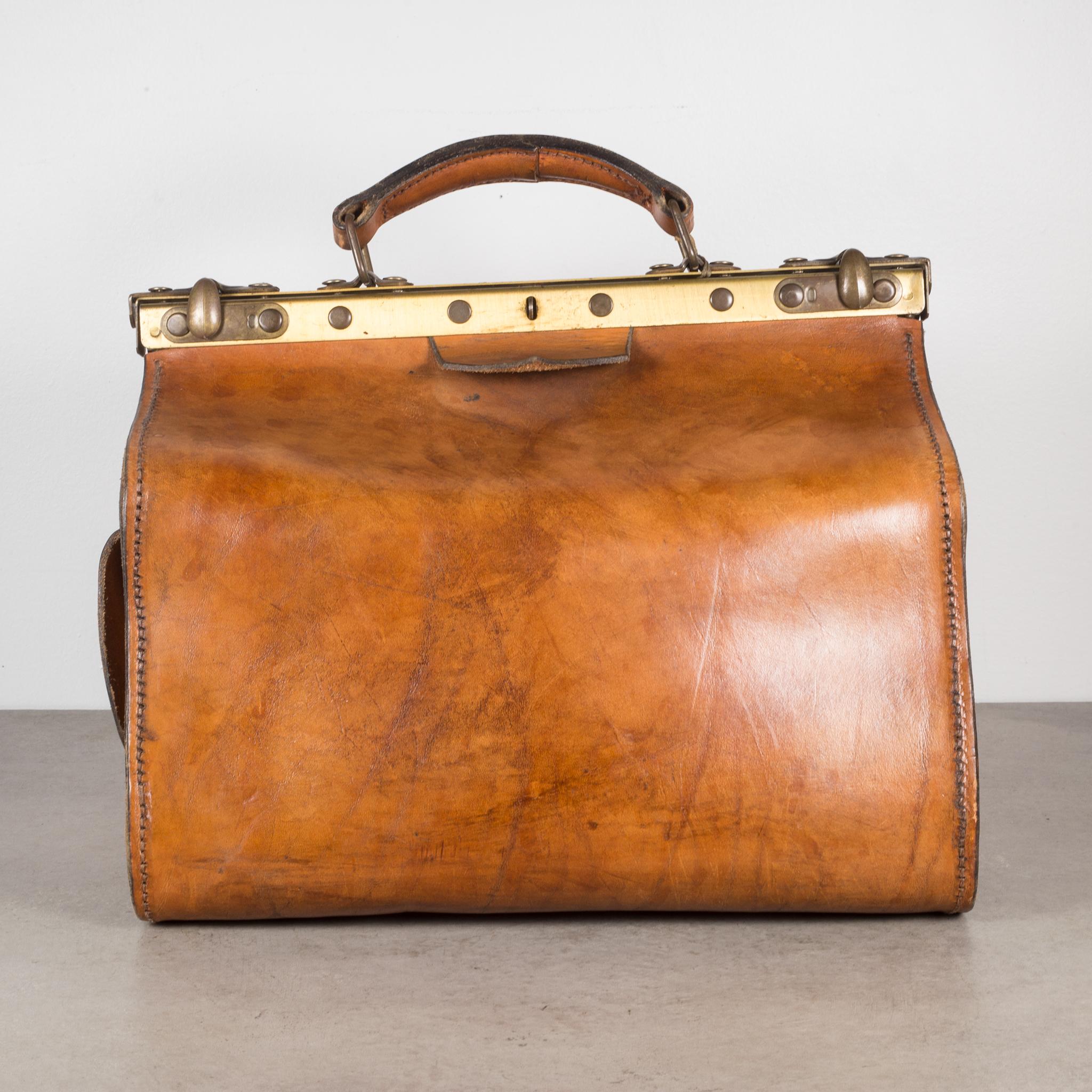 Industrial Leather Doctor's Examination House Call Bag c.1930-1940