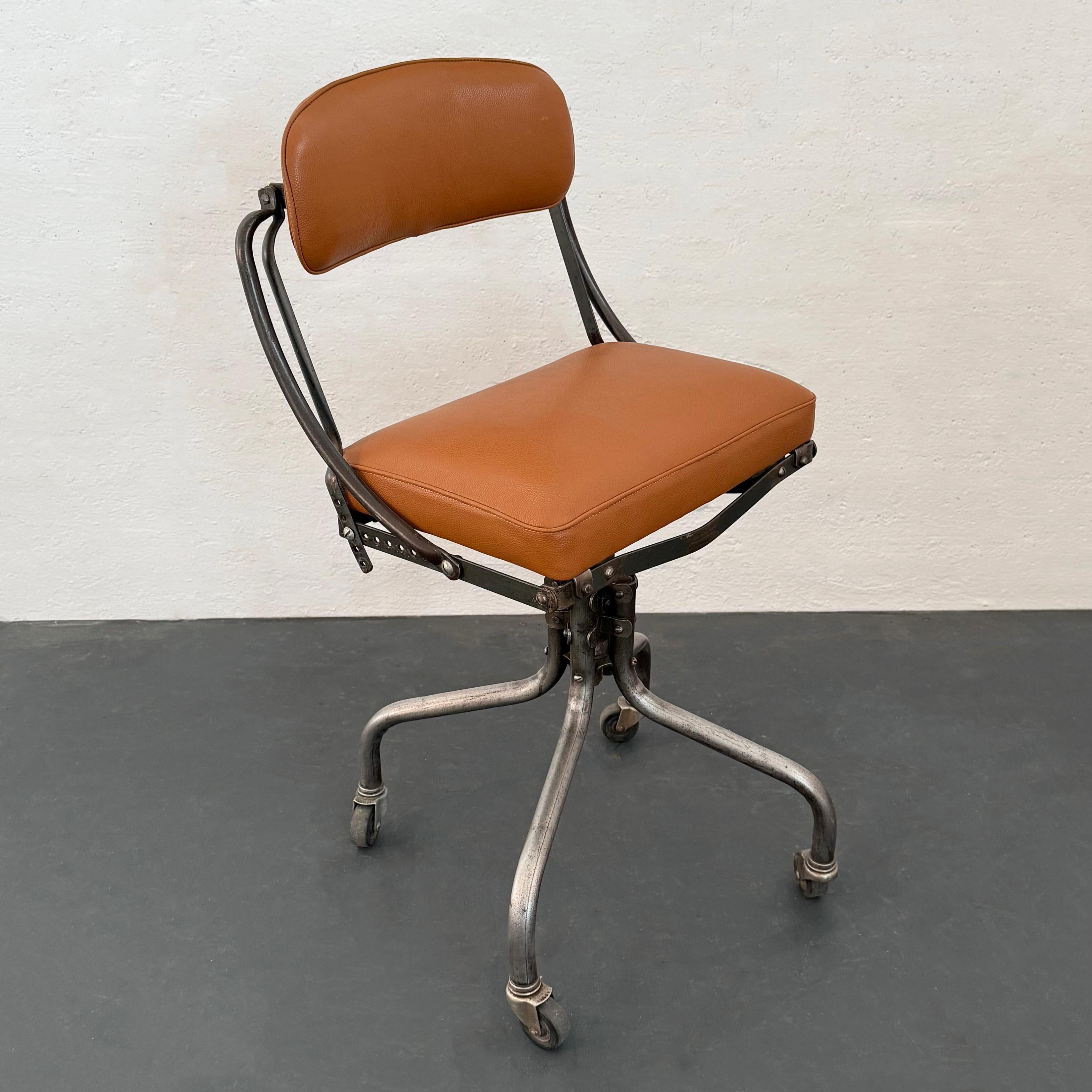 Leder DoMore Industrieller, drehbarer, verstellbarer, rollender Schreibtischstuhl im Angebot 2