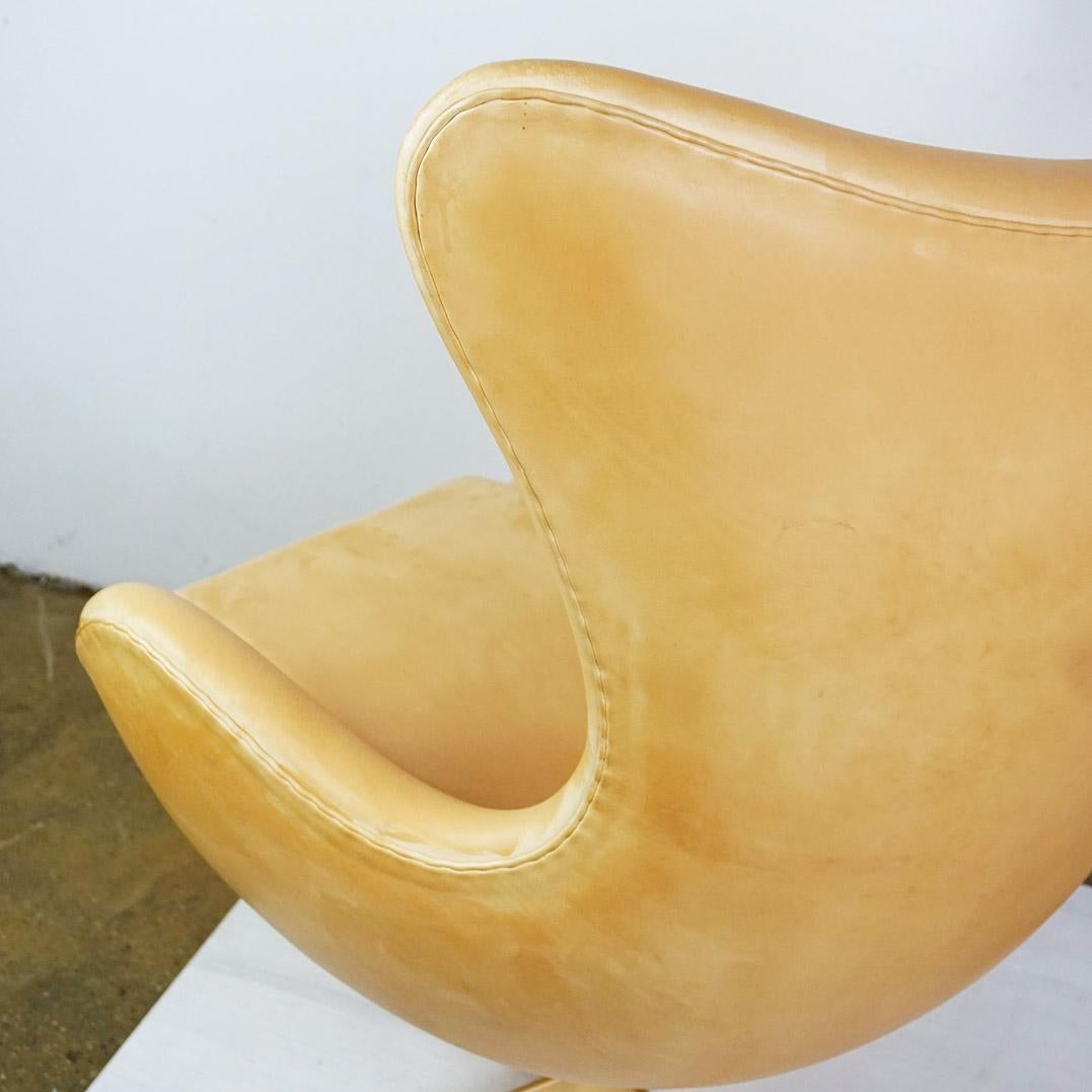 Leather Egg Chair von Arne Jacobsen für Fritz Hansen Limitierte Jubiläumsausgabe im Angebot 5