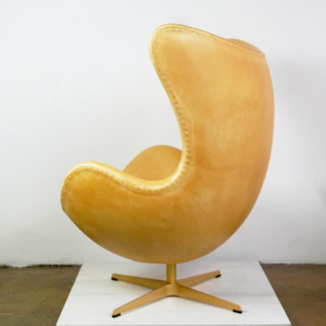 Leather Egg Chair von Arne Jacobsen für Fritz Hansen Limitierte Jubiläumsausgabe im Angebot 6
