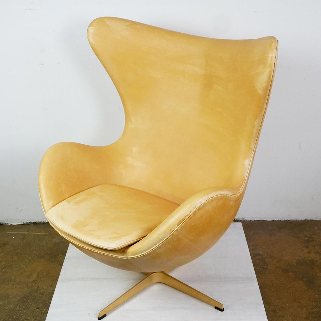 Leather Egg Chair von Arne Jacobsen für Fritz Hansen Limitierte Jubiläumsausgabe im Angebot 7
