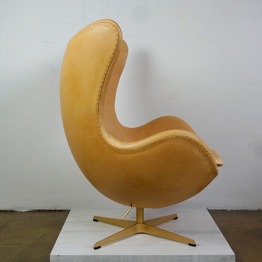 Leather Egg Chair von Arne Jacobsen für Fritz Hansen Limitierte Jubiläumsausgabe im Angebot 2