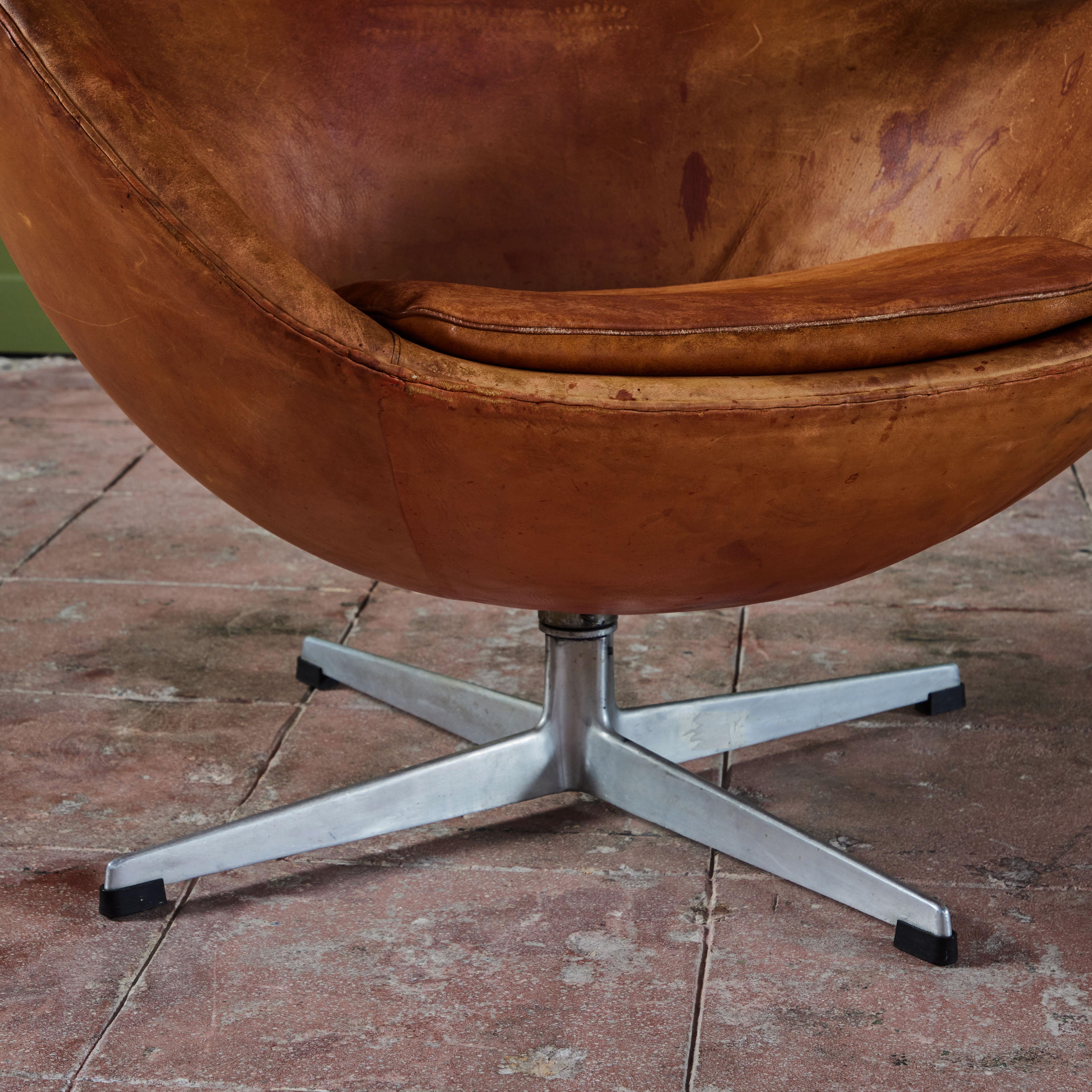 Chaise œuf d'Arne Jacobsen en vente 9