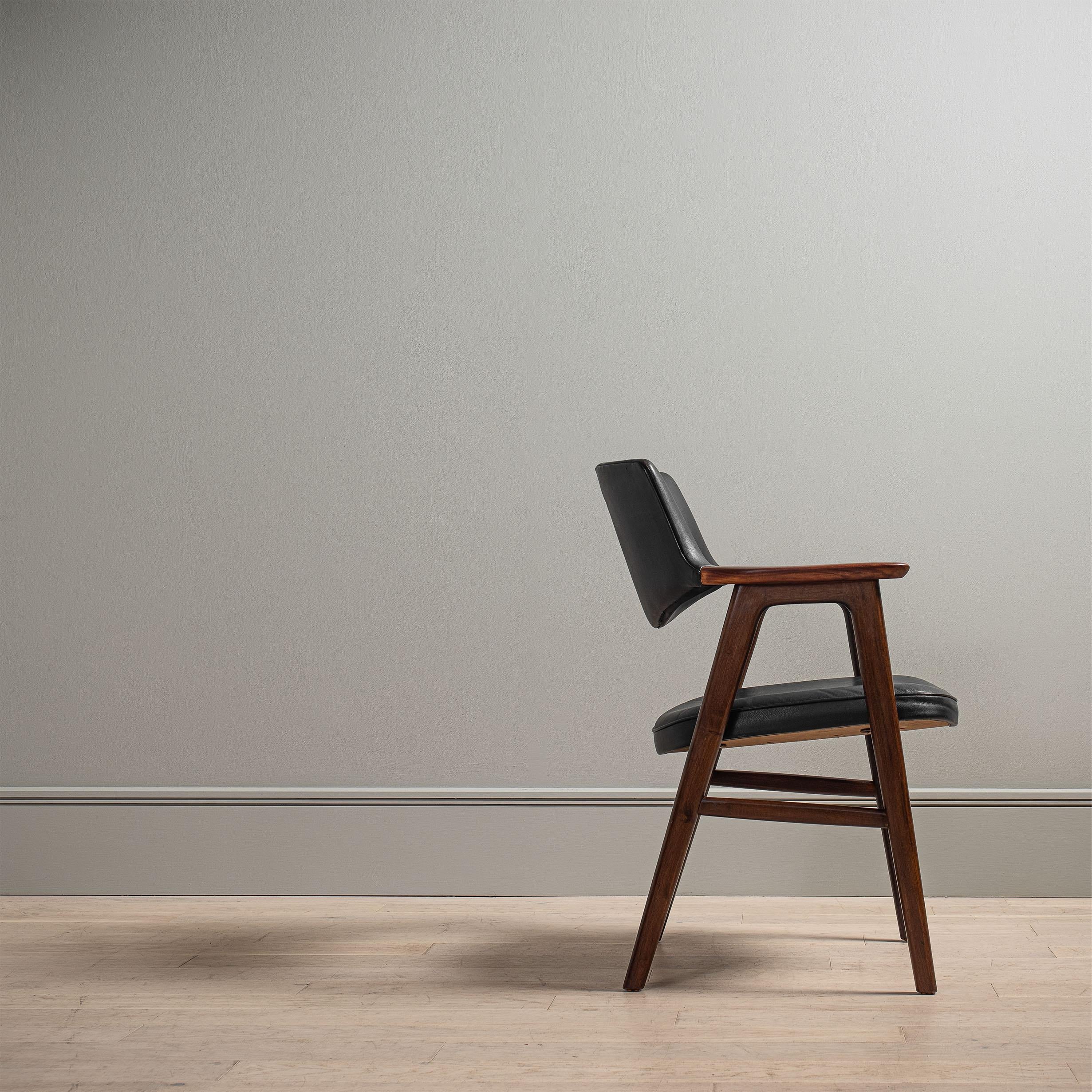 Danish Leather Erik Kirkegaard Chair, 1950 For Sale