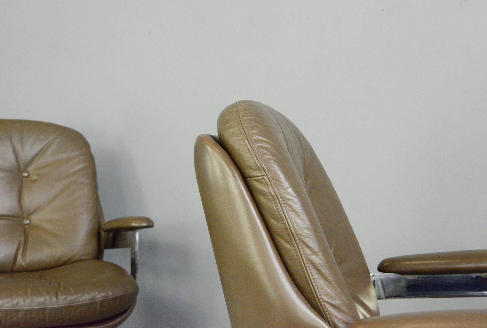 Leather Executive Chairs by Ring Mobelfabrikk, circa 1970s 2