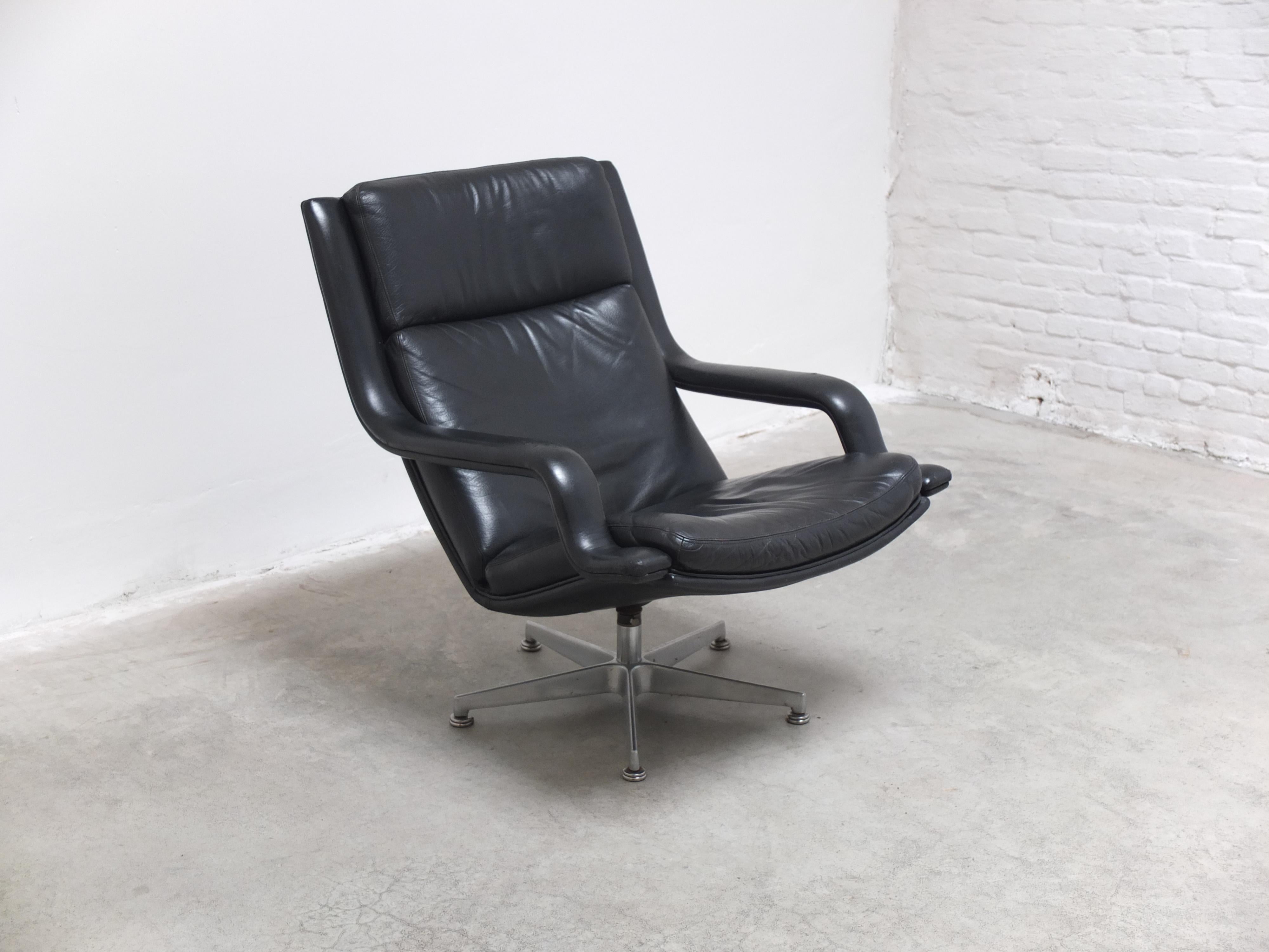 Leather 'F152' Swivel Lounge Chairs by Geoffrey Harcourt for Artifort, 1970s For Sale 7