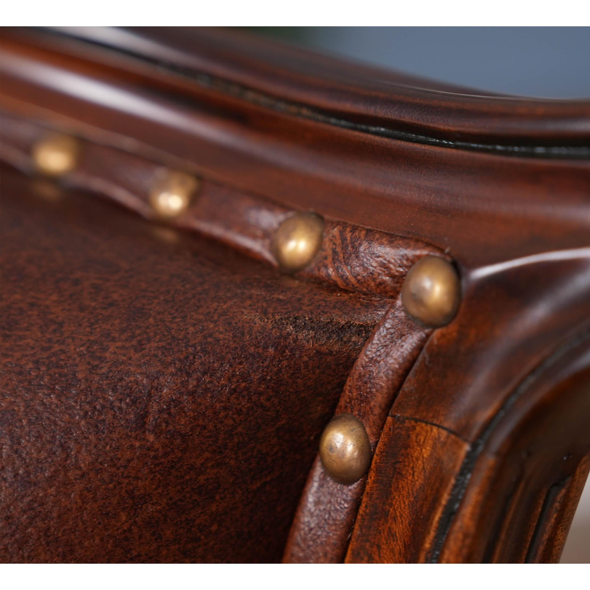 Fauteuil de cheminée en cuir en vente 7