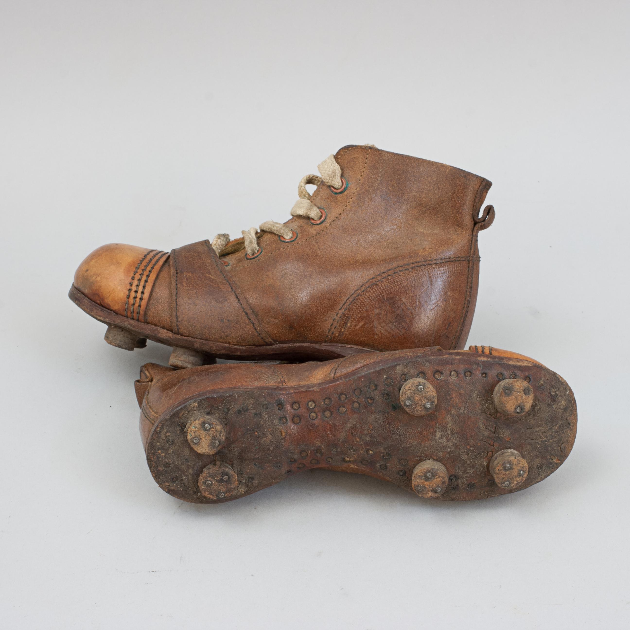 Botas de fútbol de piel en Bueno estado para la venta en Oxfordshire, GB